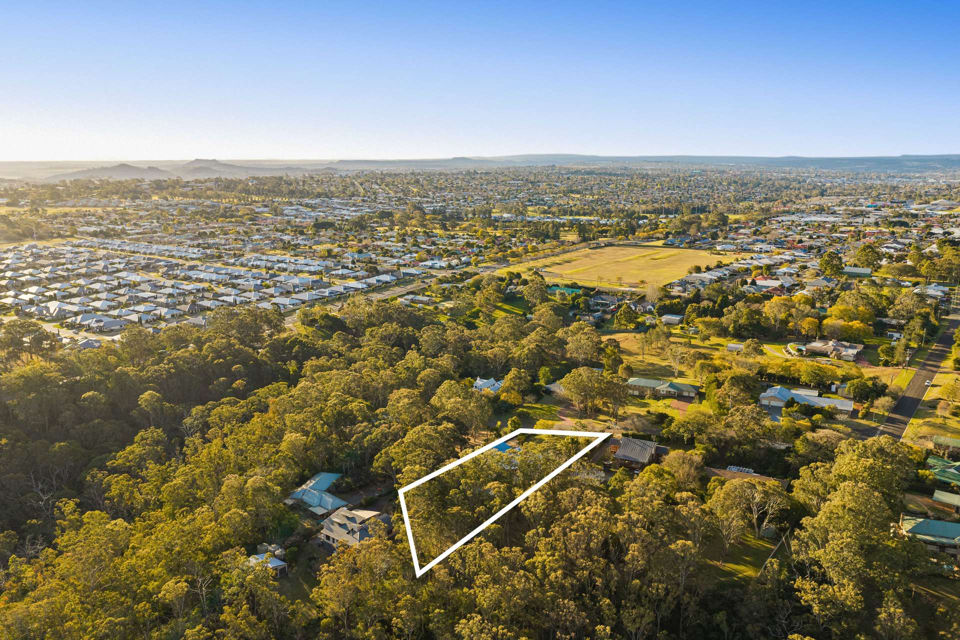 6 Esperanto Court, Kearneys Spring For Sale by Farmbuy.com - image 28