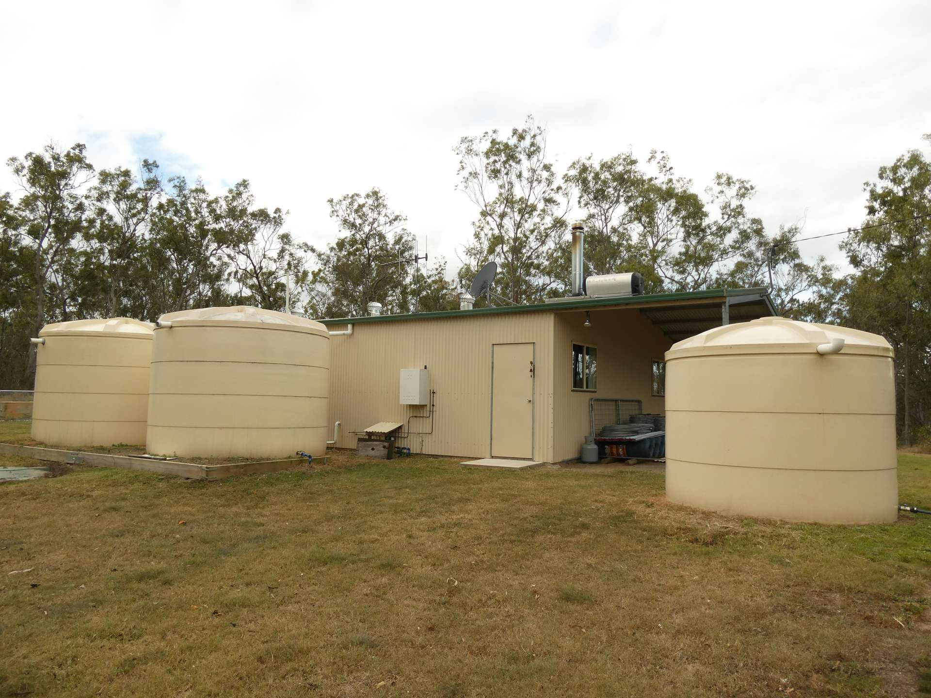 672 Lower Lakeside Road, Lakeside For Sale by Farmbuy.com - image 5