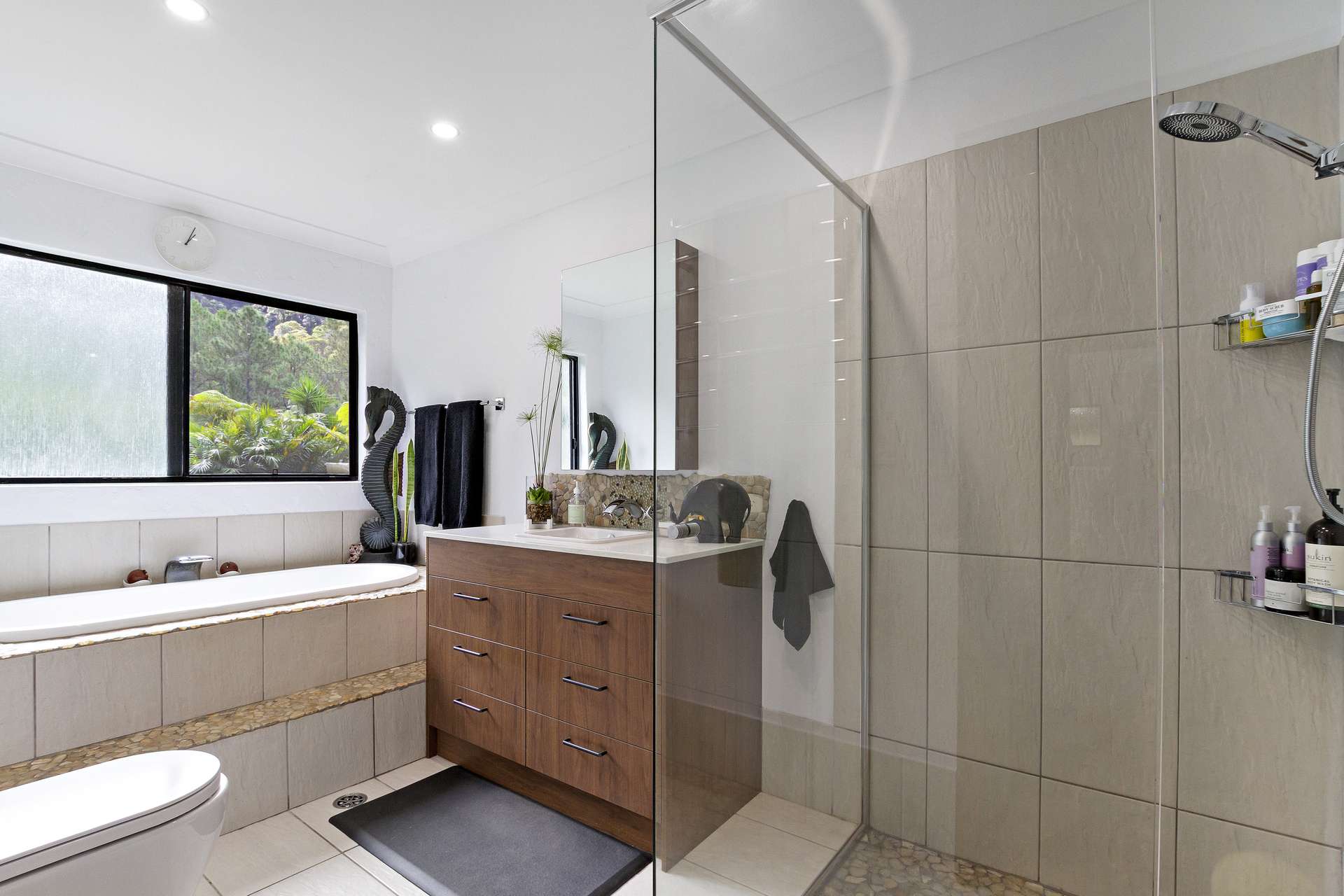 64 Bethongabel Court, Dulguigan For Sale by Farmbuy.com - image 10
