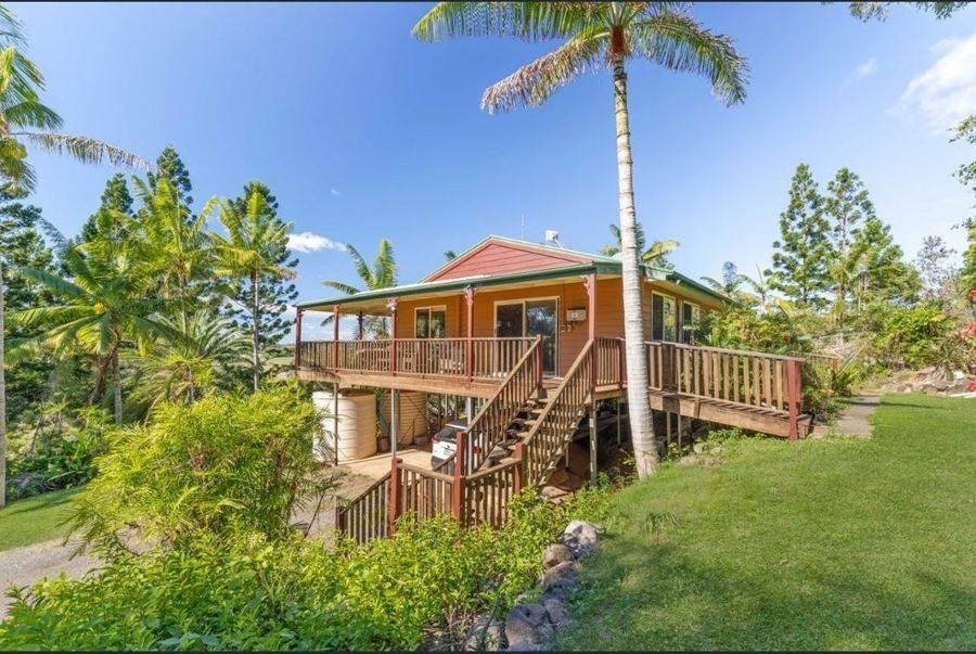 69 Calumet Rd, Goomboorian For Sale by Farmbuy.com - image 1