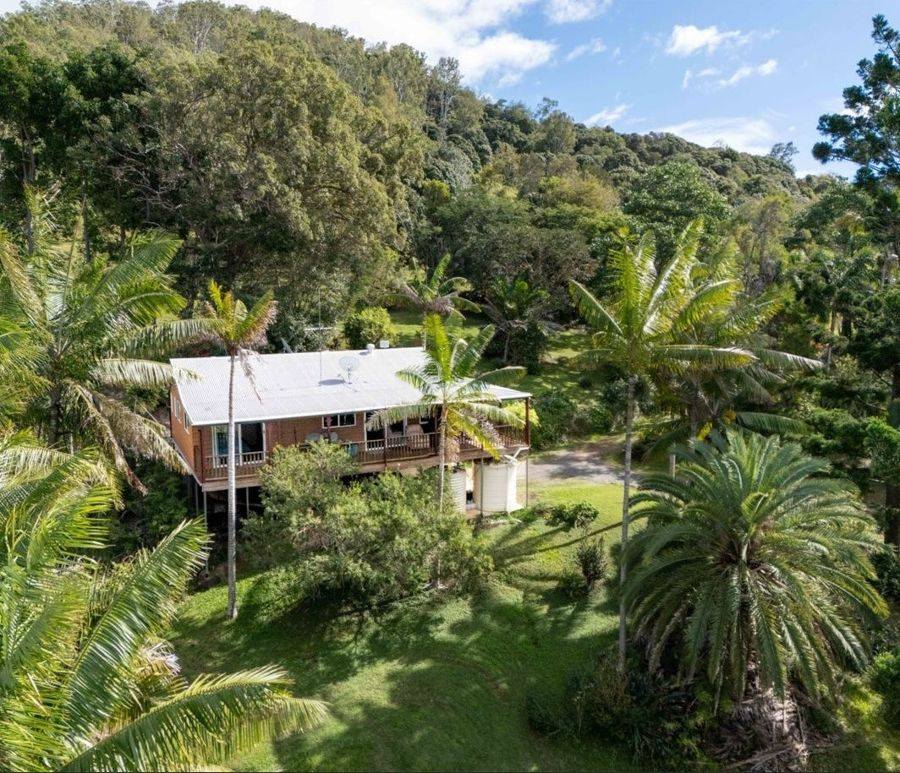 69 Calumet Rd, Goomboorian For Sale by Farmbuy.com - image 6