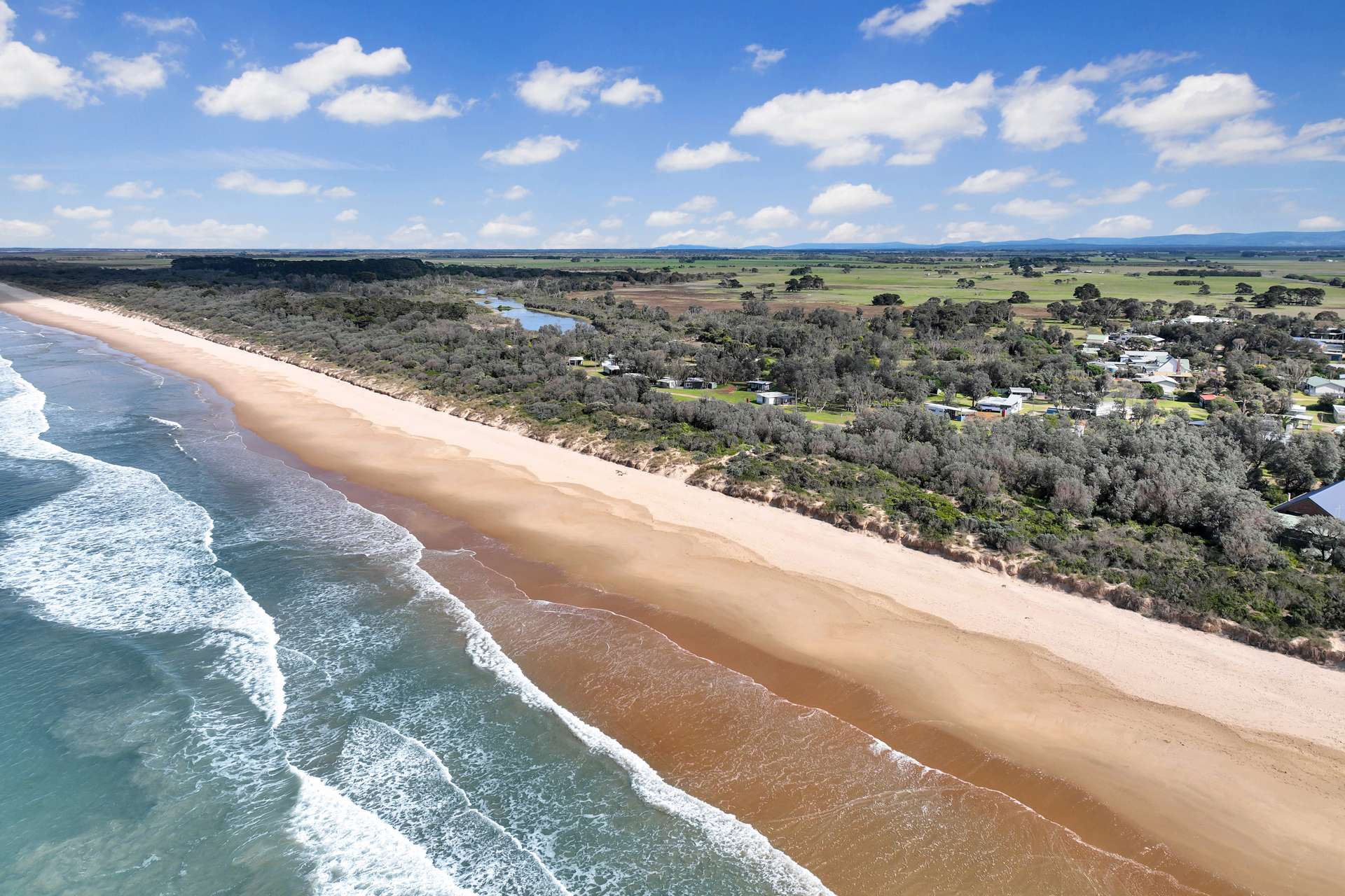 11 Panorama Drive, Woodside Beach For Sale by Farmbuy.com - image 3
