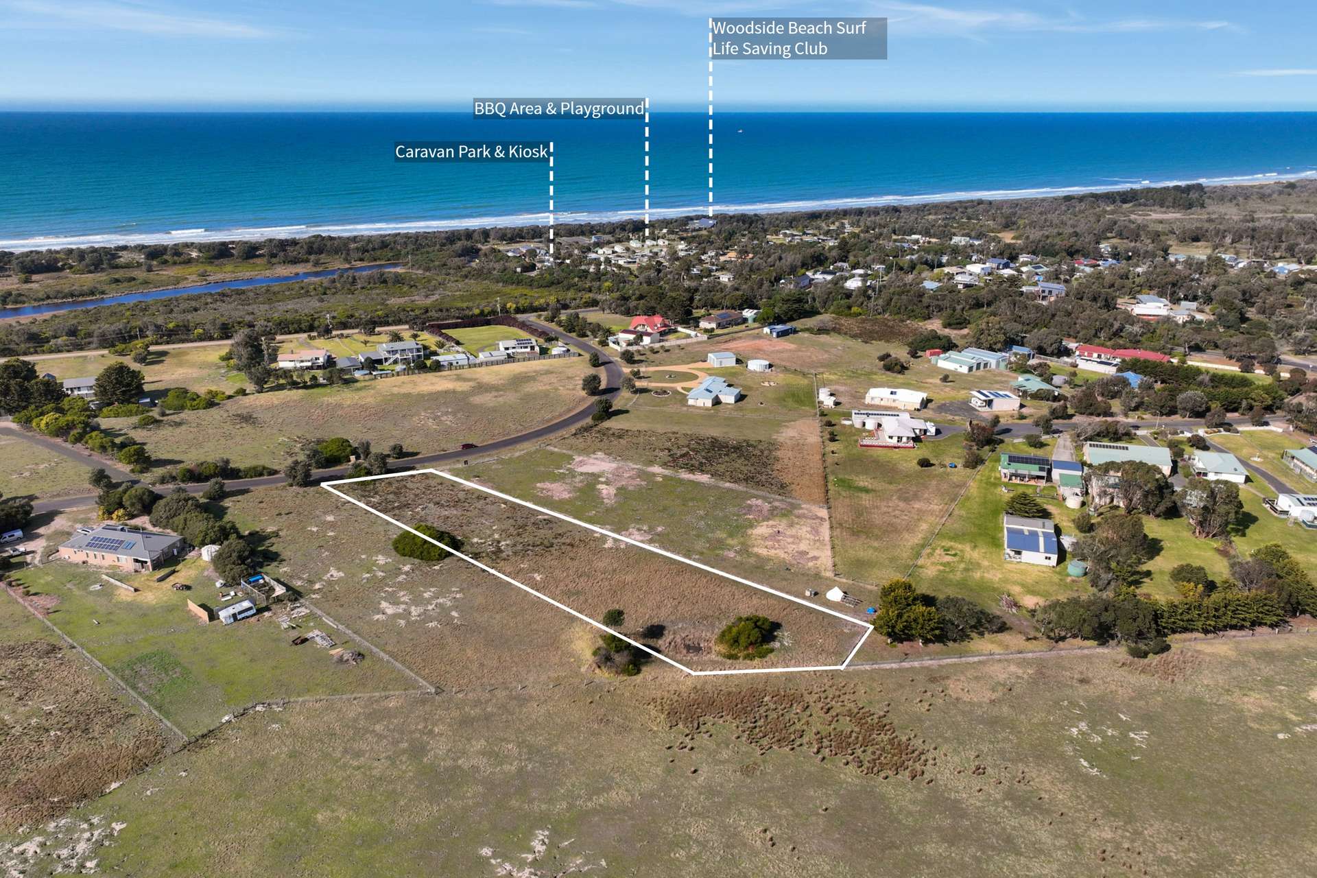 11 Panorama Drive, Woodside Beach For Sale by Farmbuy.com - image 2