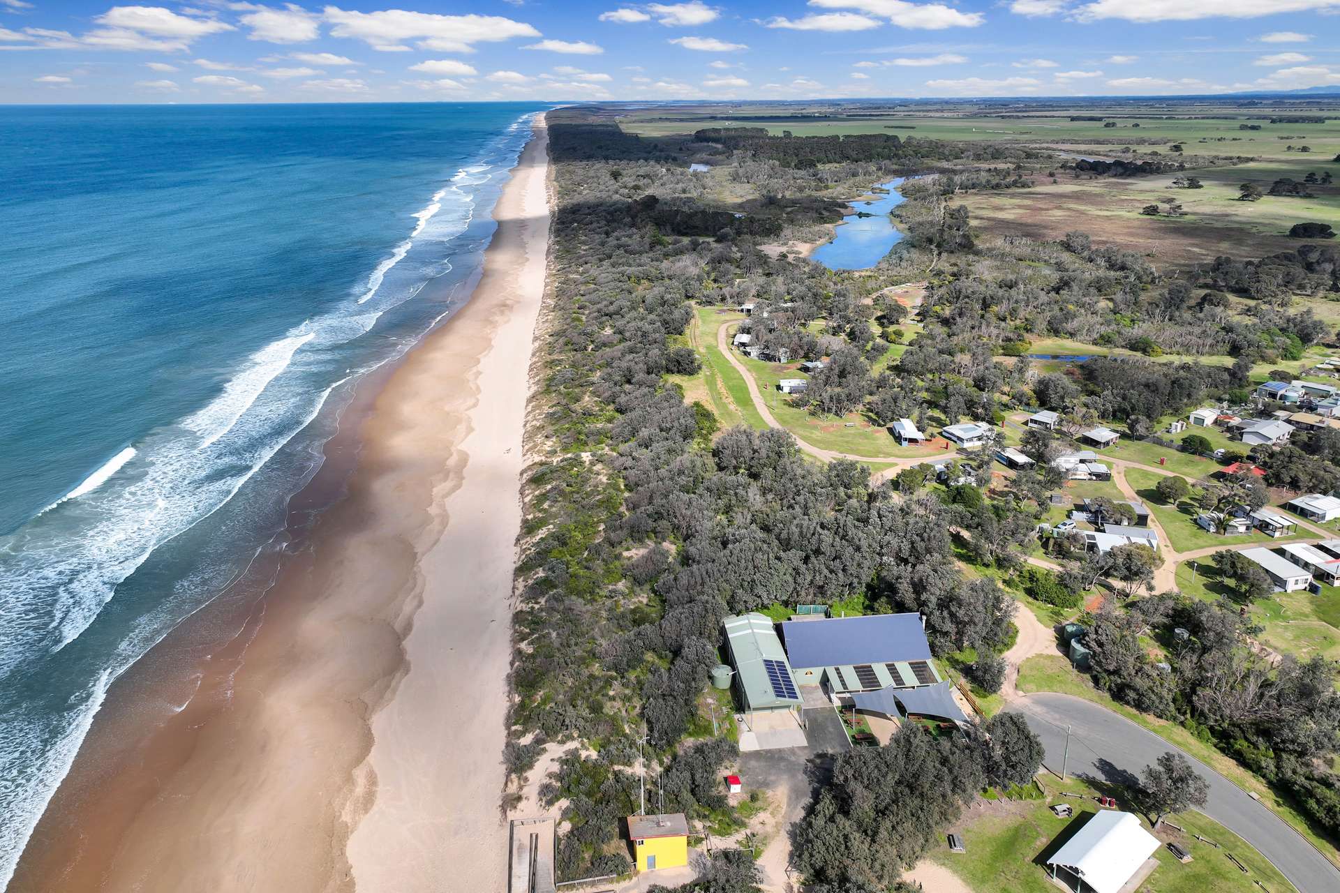 11 Panorama Drive, Woodside Beach For Sale by Farmbuy.com - image 6