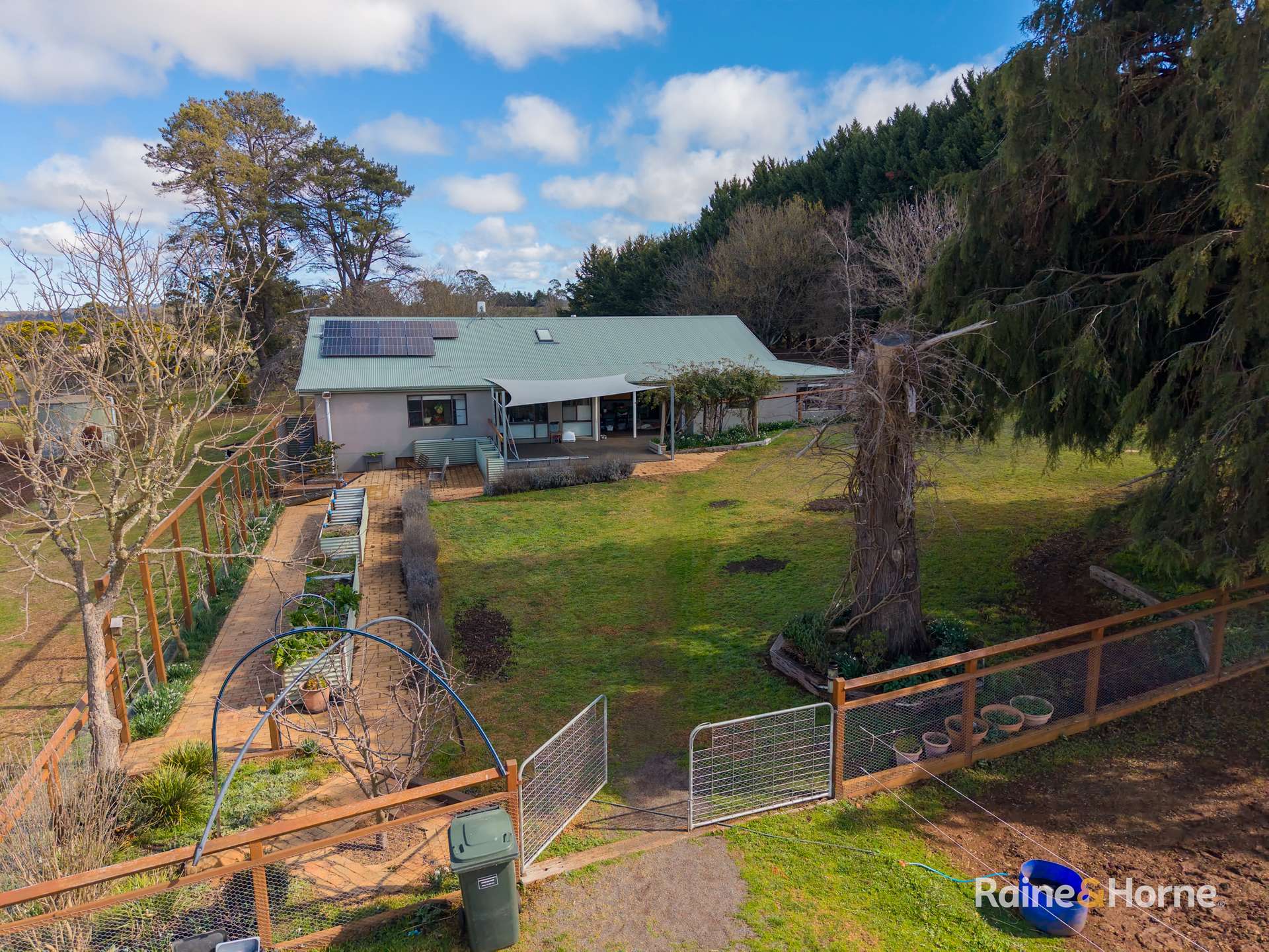 26 Tanglewood Road, Armidale For Sale by Farmbuy.com - image 15