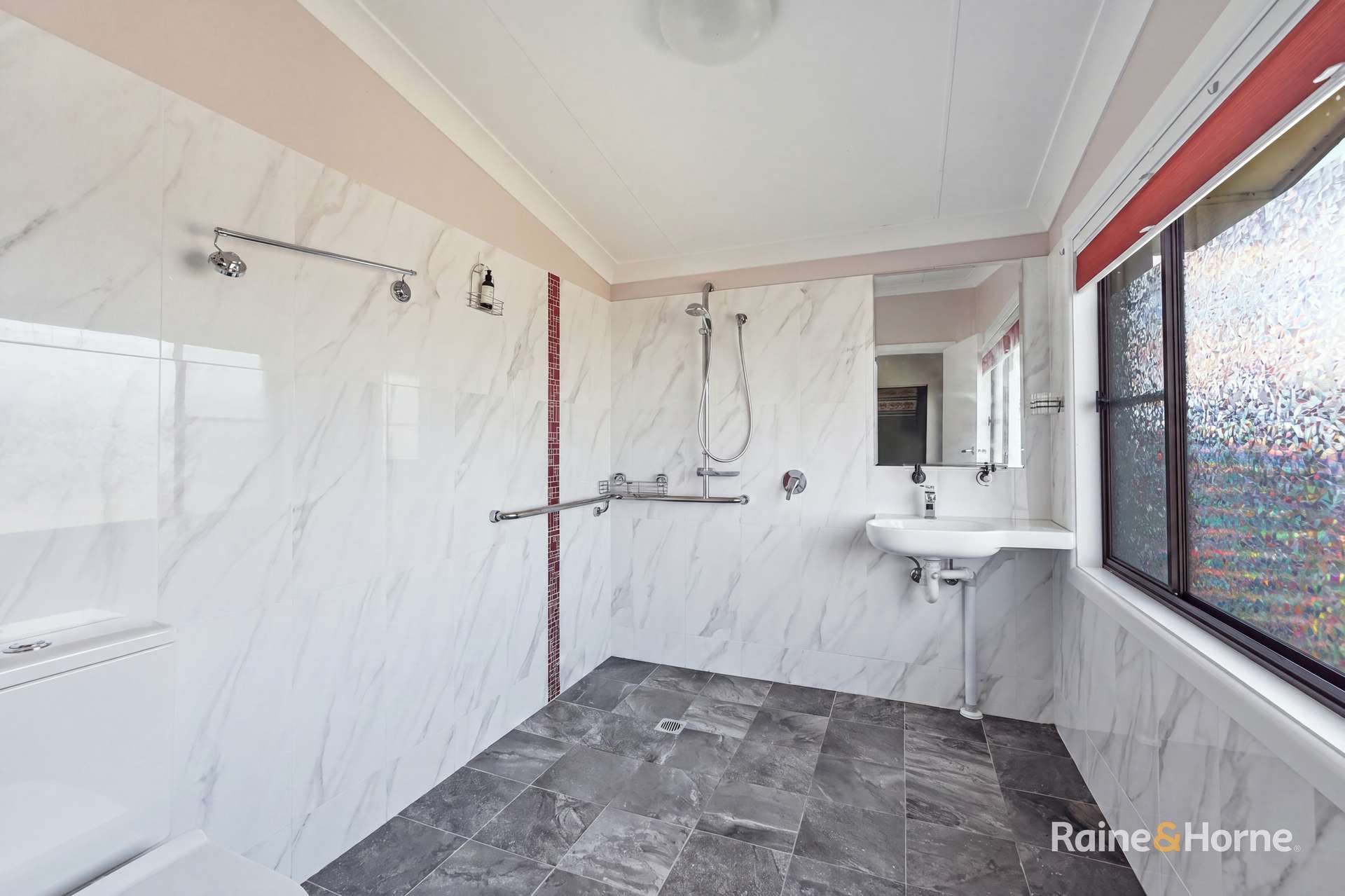26 Tanglewood Road, Armidale For Sale by Farmbuy.com - image 9