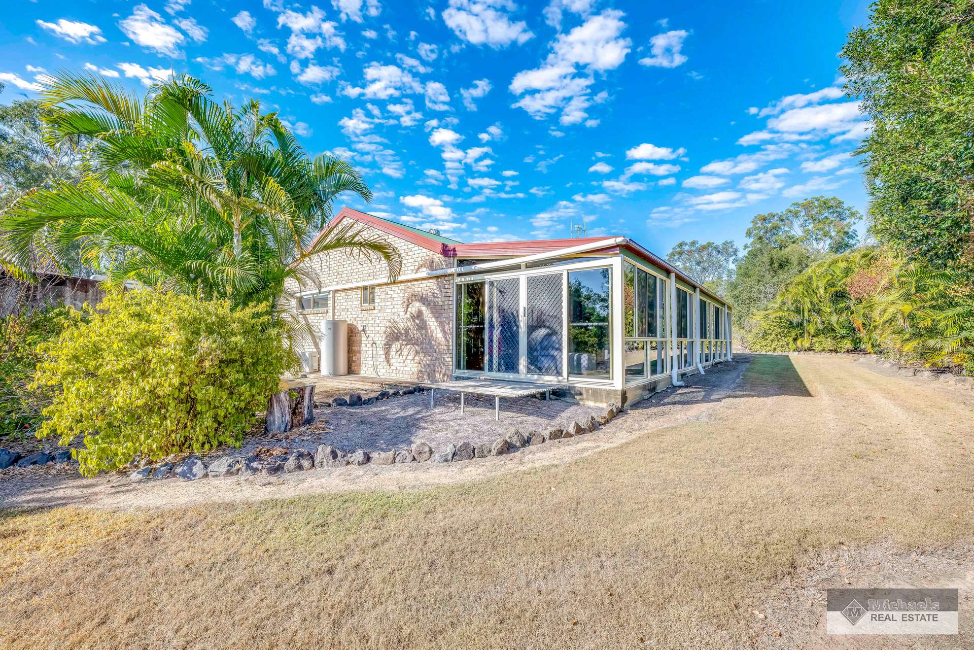 201 Hawe Road, Electra For Sale by Farmbuy.com - image 3