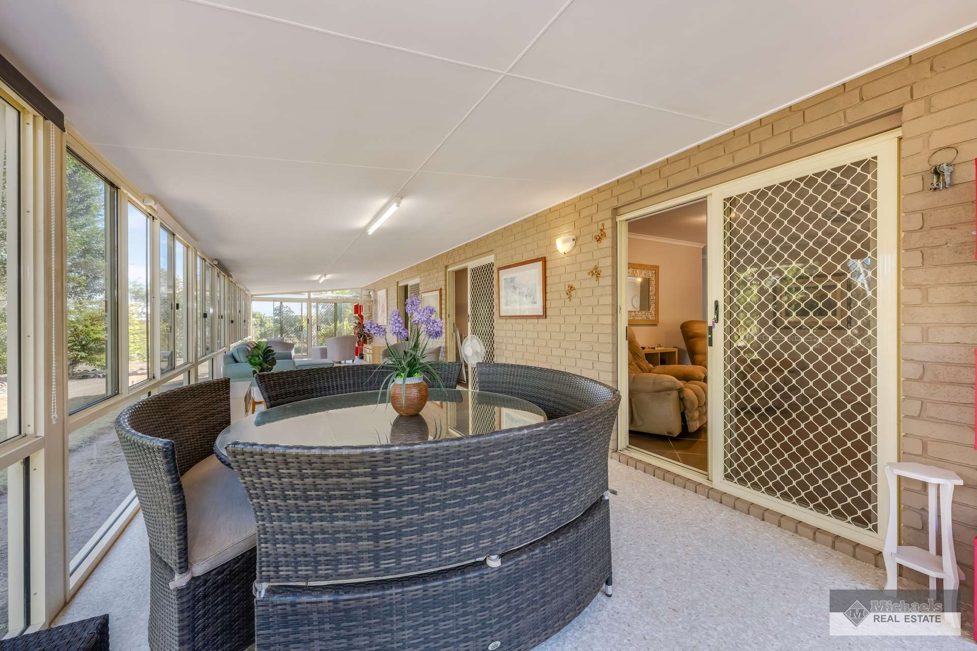 201 Hawe Road, Electra For Sale by Farmbuy.com - image 8