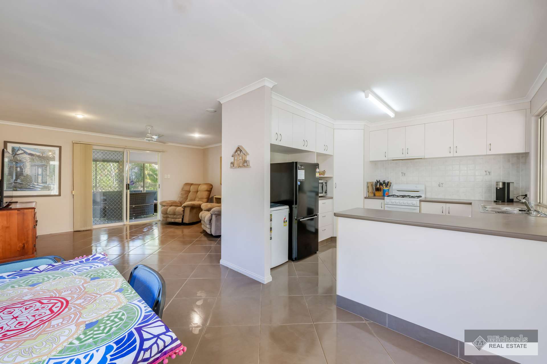 201 Hawe Road, Electra For Sale by Farmbuy.com - image 12
