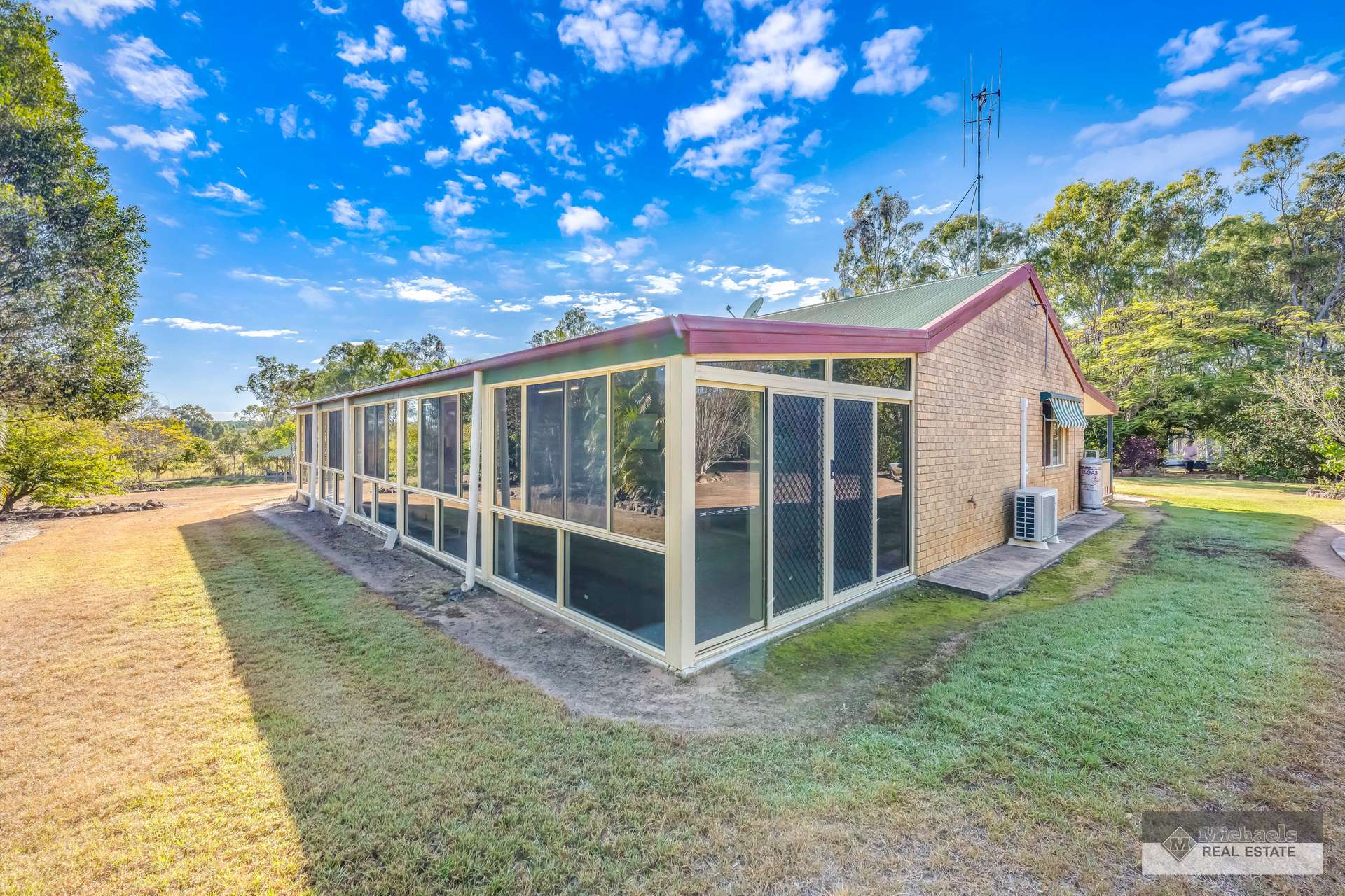 201 Hawe Road, Electra For Sale by Farmbuy.com - image 6