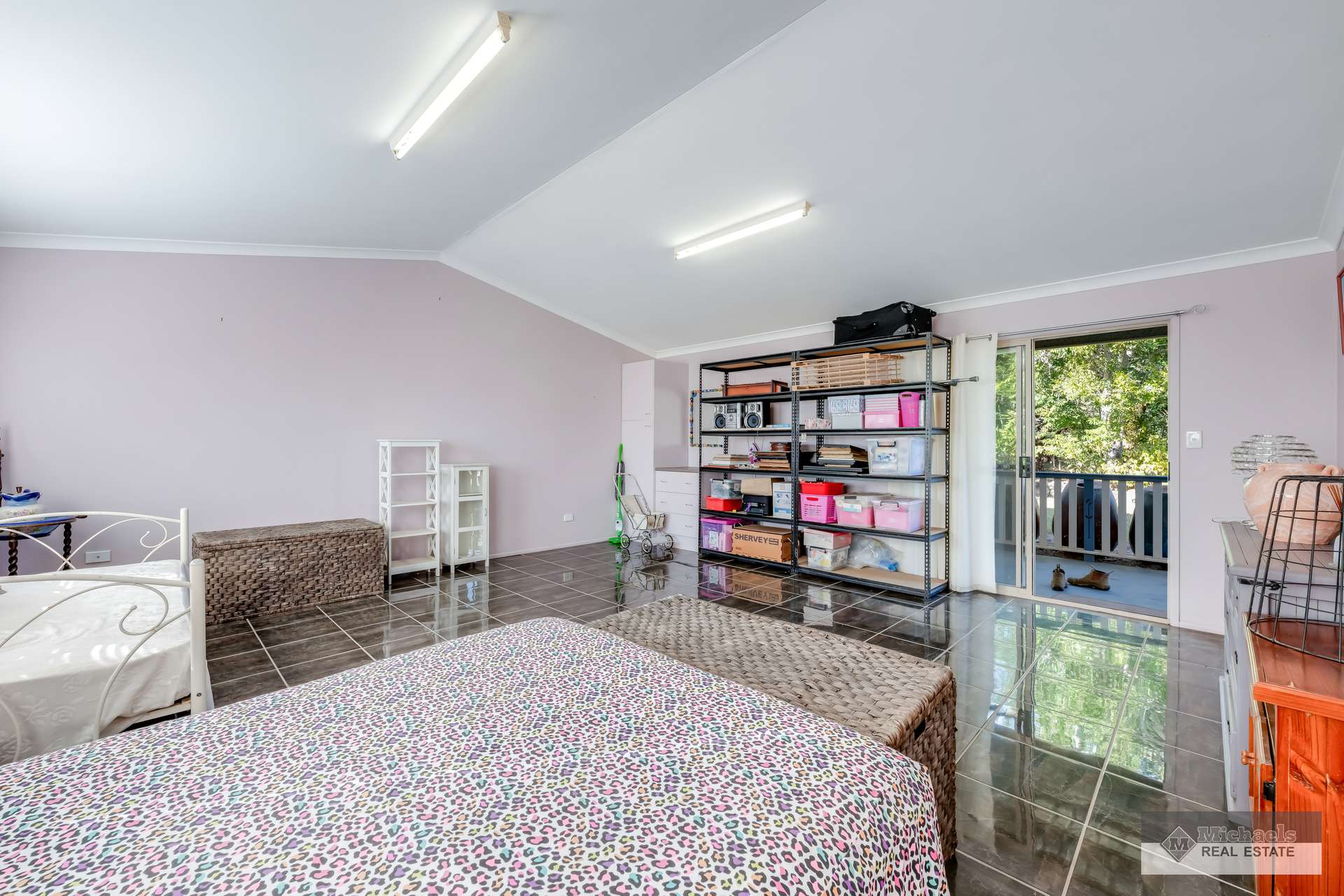 201 Hawe Road, Electra For Sale by Farmbuy.com - image 26