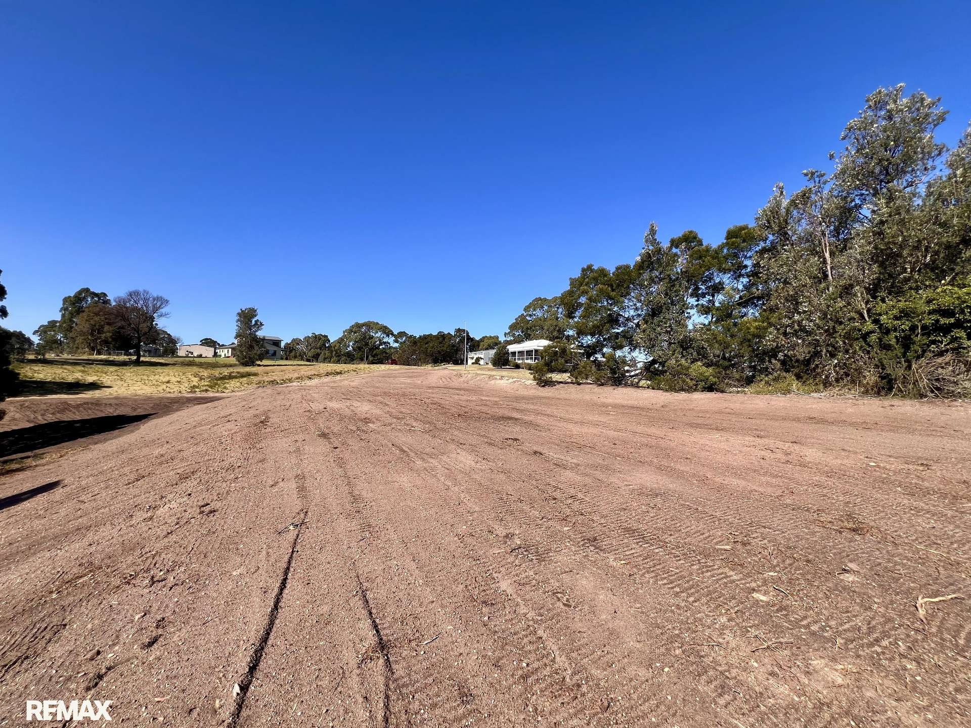 24 Matthew Avenue, Metung For Sale by Farmbuy.com - image 7