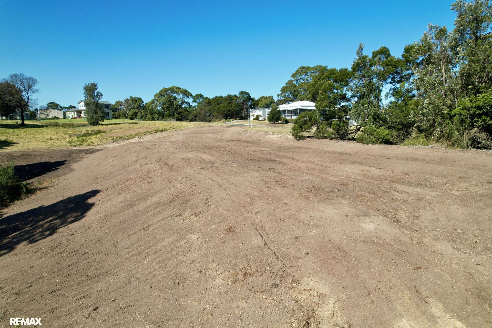24 Matthew Avenue, Metung For Sale by Farmbuy.com - image 5