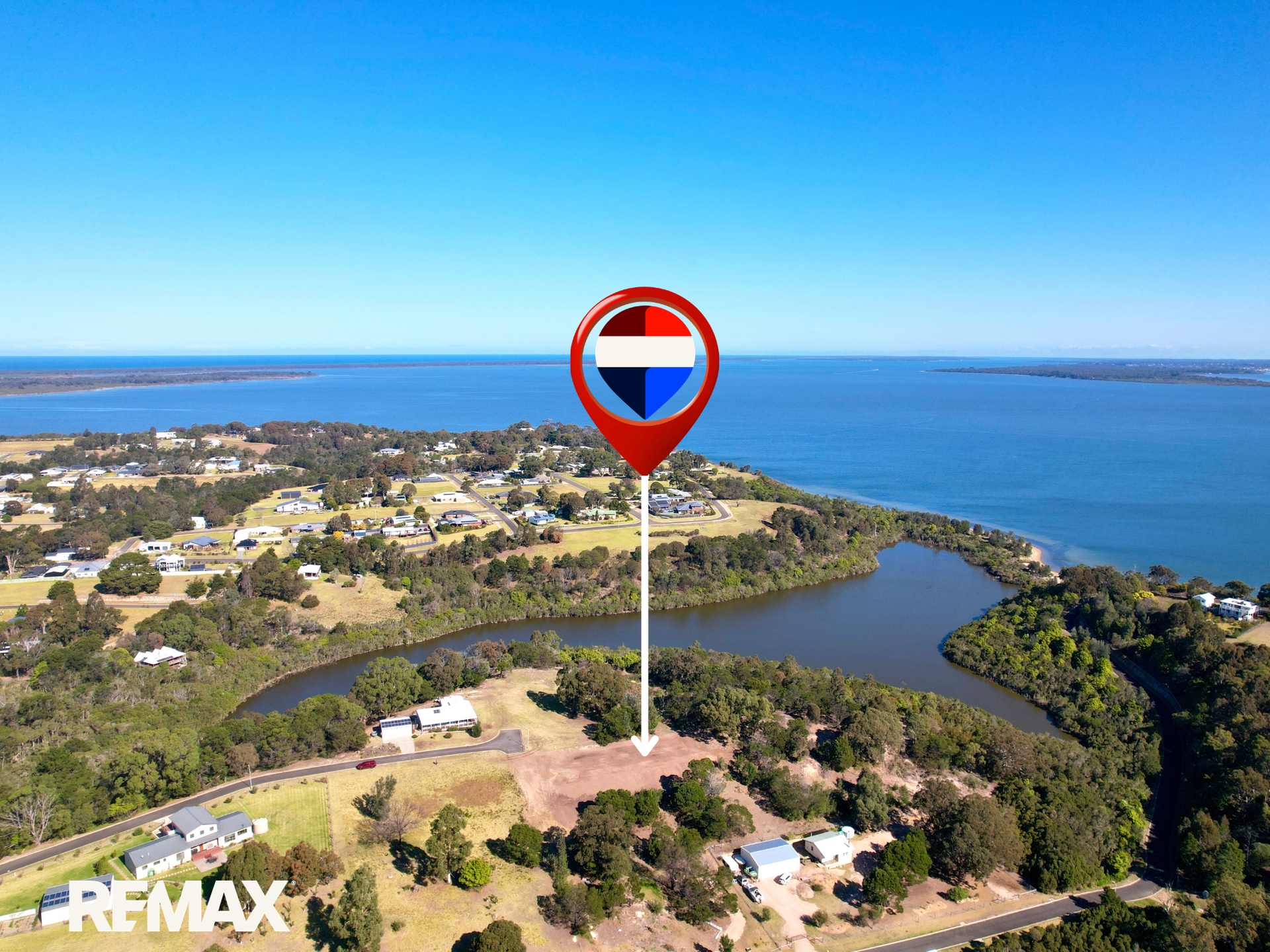 24 Matthew Avenue, Metung For Sale by Farmbuy.com - image 13