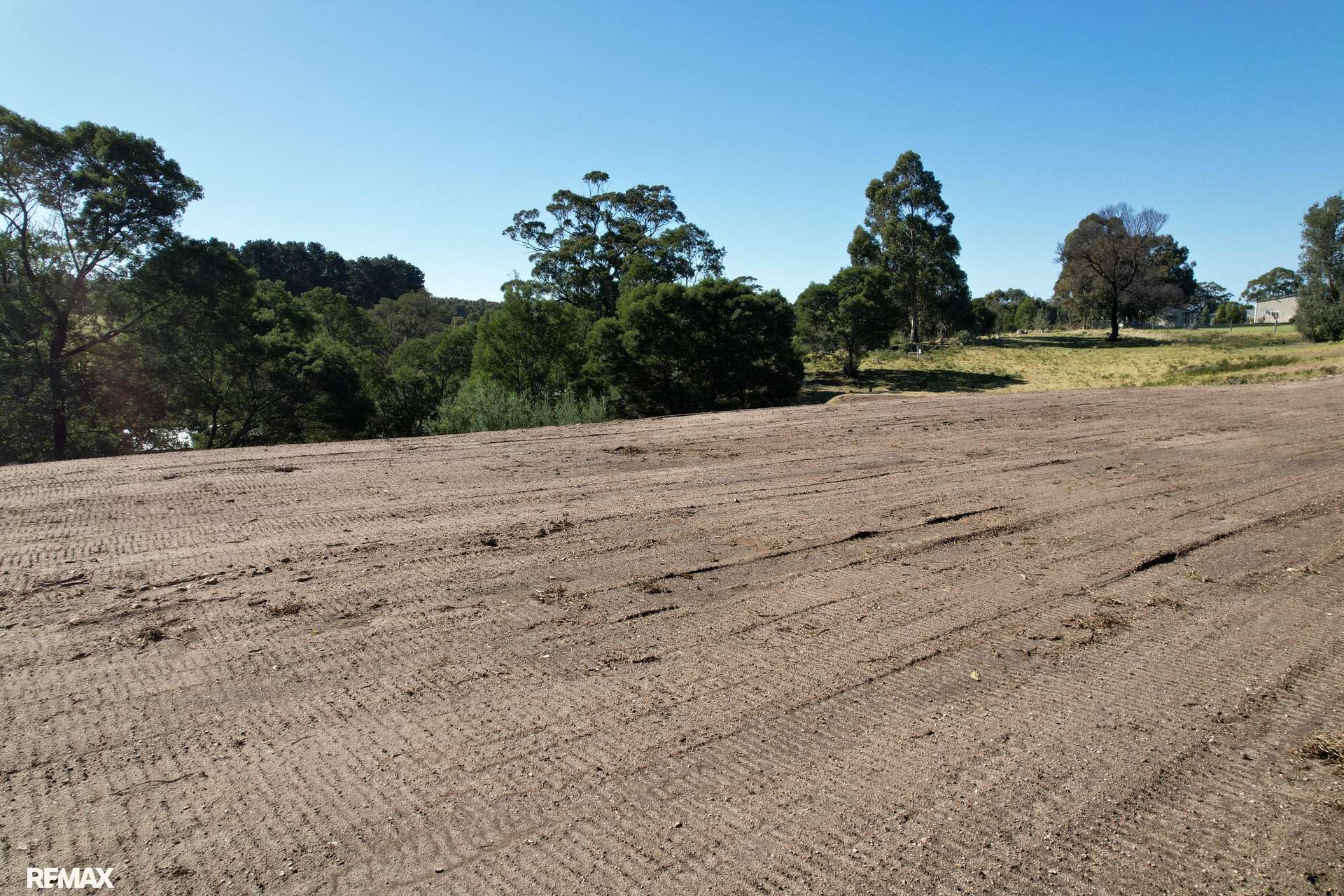 24 Matthew Avenue, Metung For Sale by Farmbuy.com - image 10