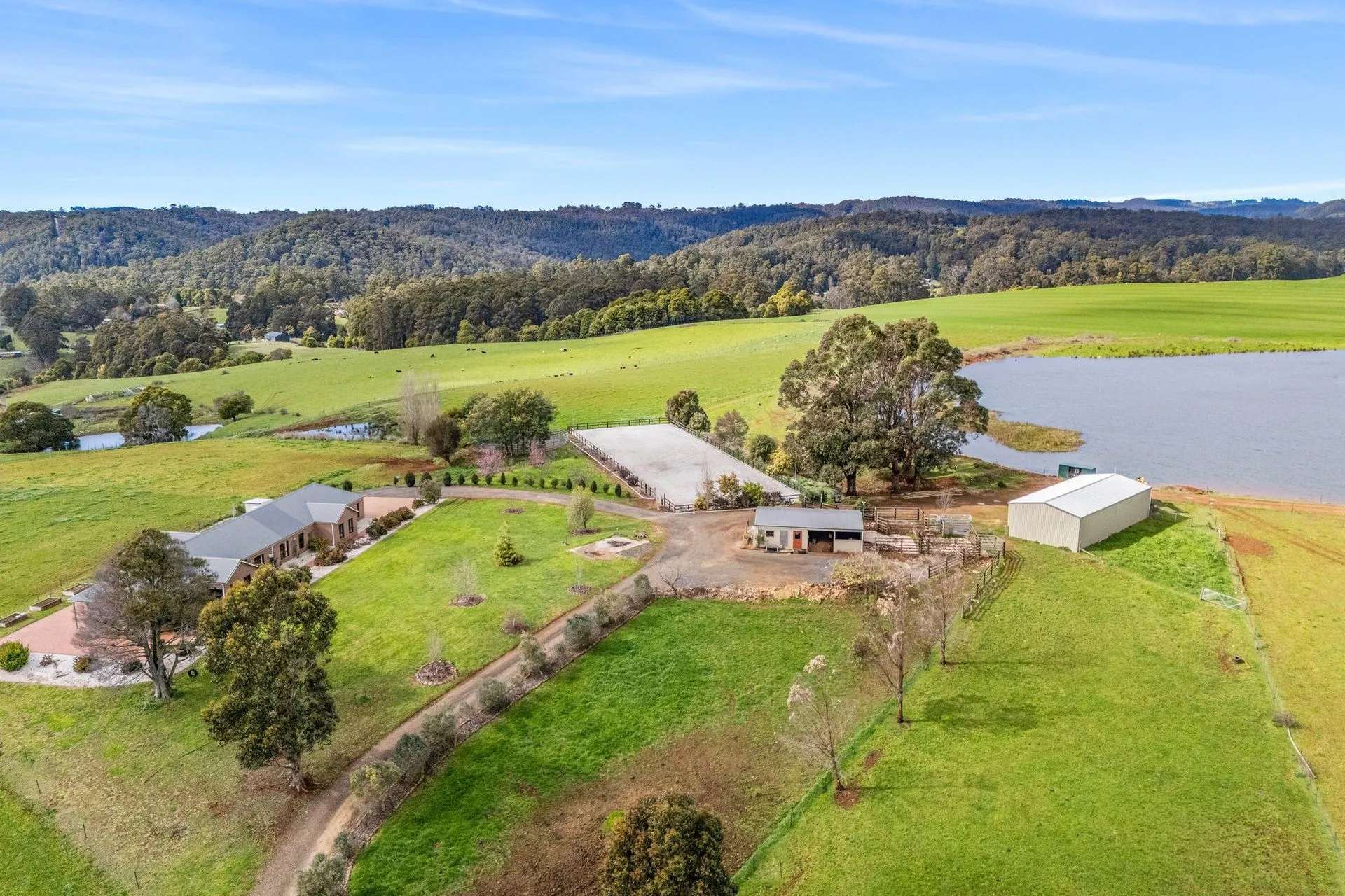 421 Murchison Highway, Somerset For Sale by Farmbuy.com - image 2
