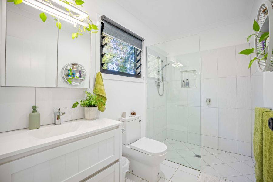 118 Silky Oak Drive, Nahrunda For Sale by Farmbuy.com - image 12