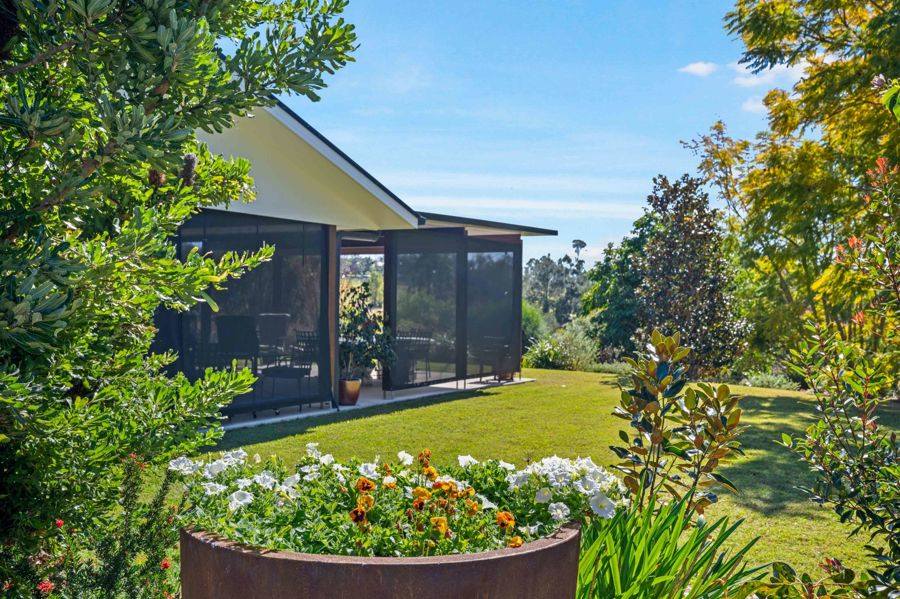 118 Silky Oak Drive, Nahrunda For Sale by Farmbuy.com - image 2