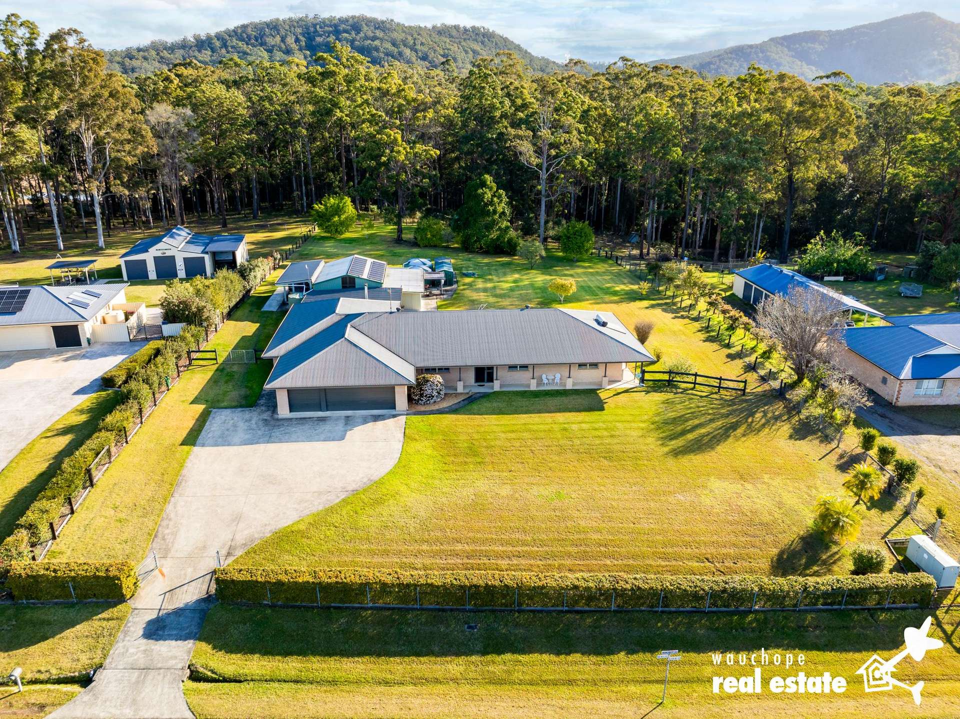 1 Moncrieff Close, King Creek For Sale by Farmbuy.com - image 2