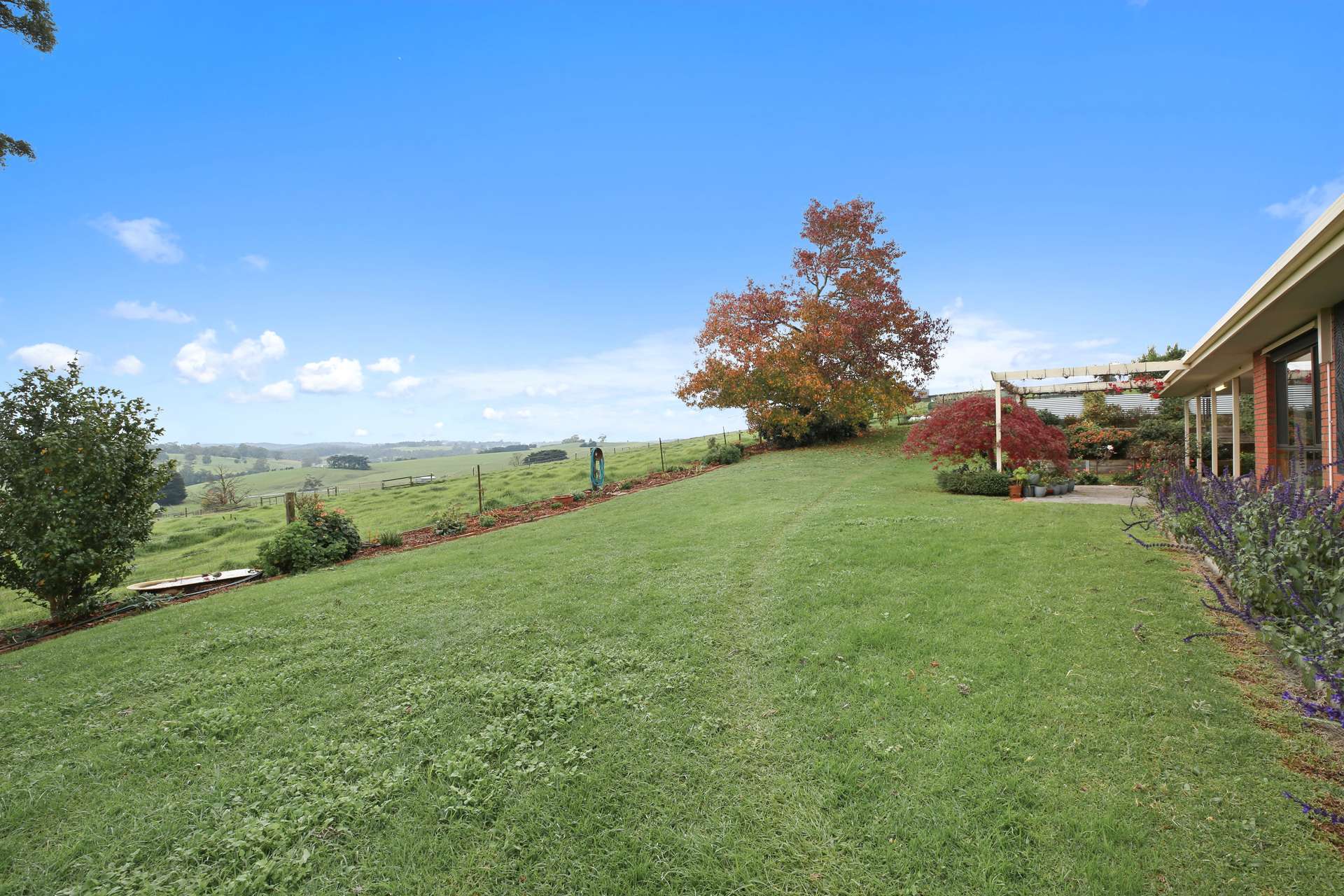 615 Old Sale Road, Drouin West For Sale by Farmbuy.com - image 17