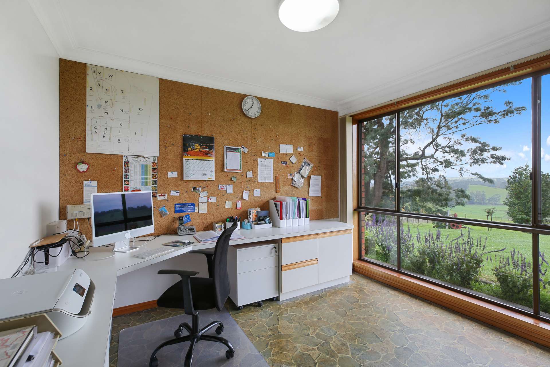 615 Old Sale Road, Drouin West For Sale by Farmbuy.com - image 12