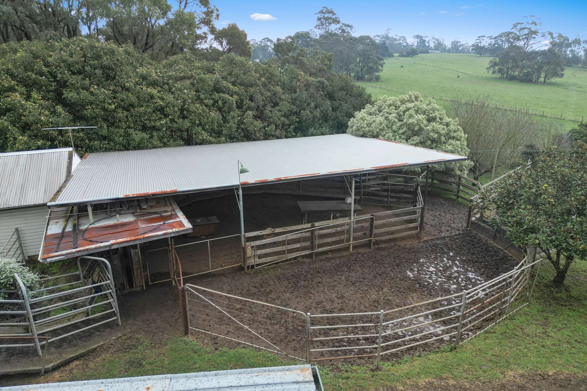 615 Old Sale Road, Drouin West For Sale by Farmbuy.com - image 24