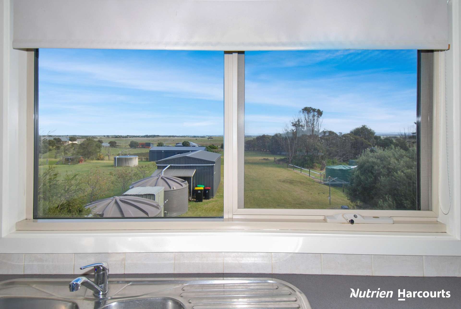 22 Panorama Drive, Woodside Beach For Sale by Farmbuy.com - image 9
