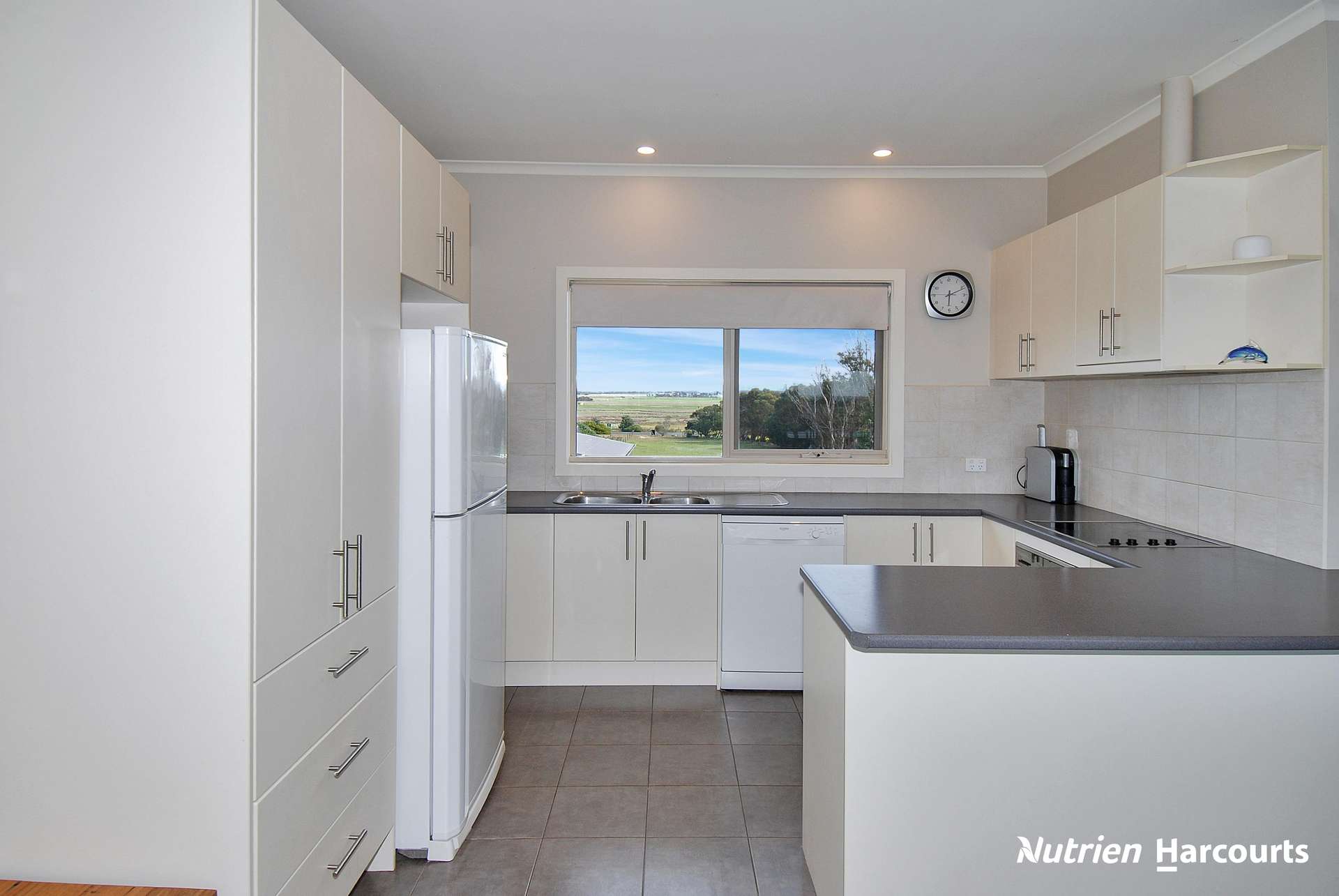 22 Panorama Drive, Woodside Beach For Sale by Farmbuy.com - image 6