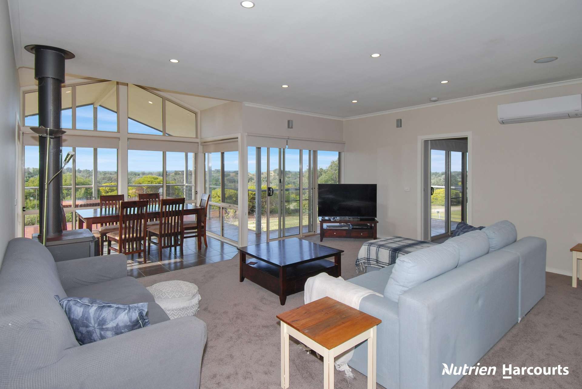 22 Panorama Drive, Woodside Beach For Sale by Farmbuy.com - image 2