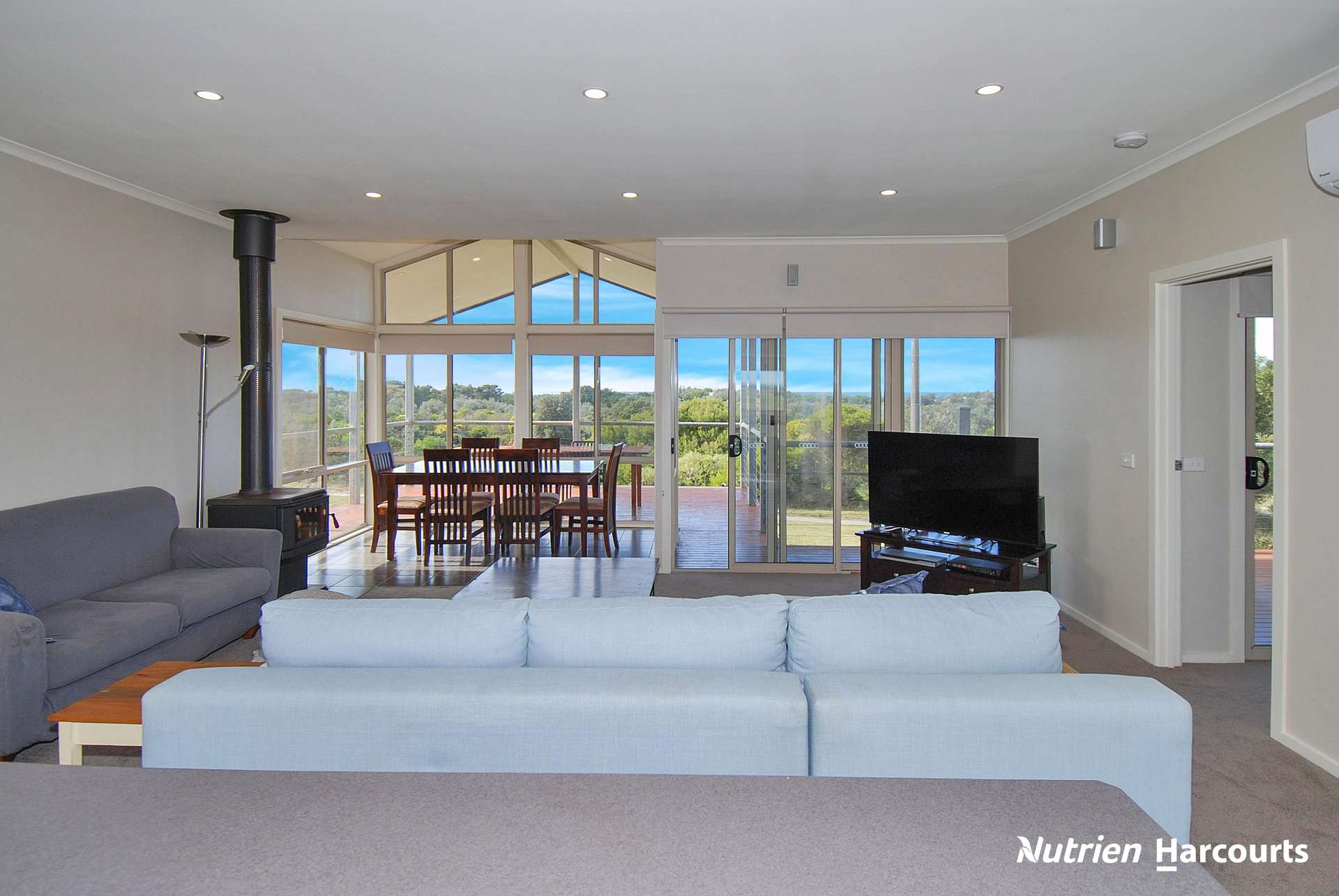 22 Panorama Drive, Woodside Beach For Sale by Farmbuy.com - image 10