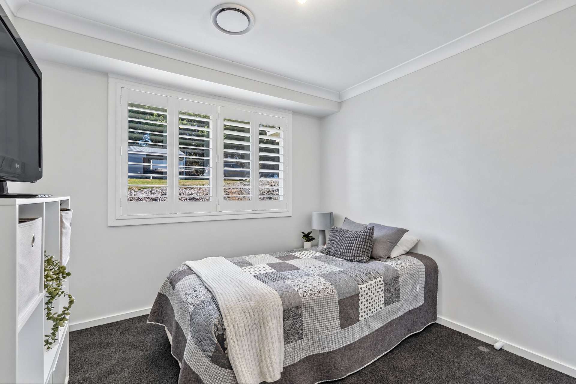 24 Tulloh Street, Crookwell For Sale by Farmbuy.com - image 14