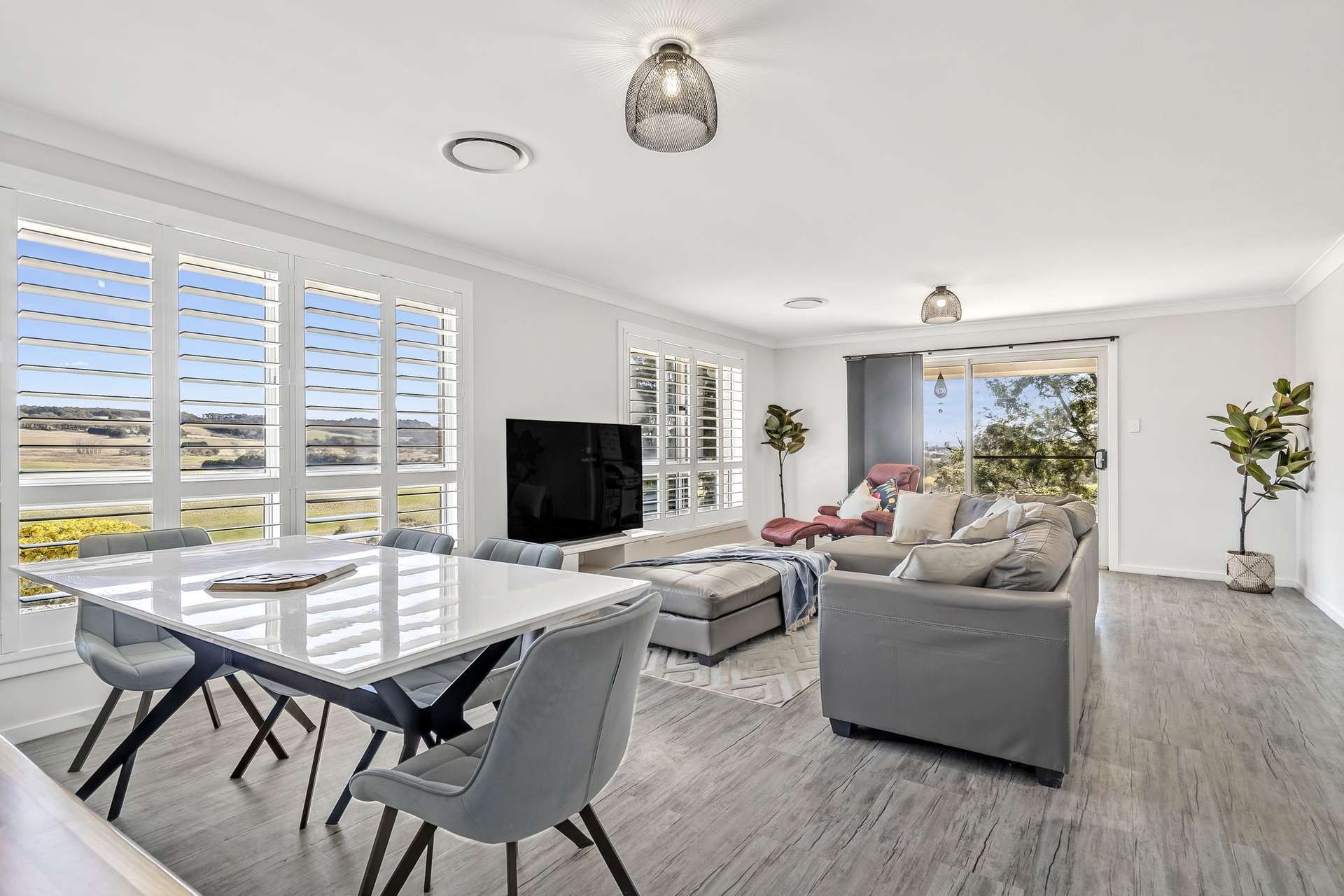 24 Tulloh Street, Crookwell For Sale by Farmbuy.com - image 5