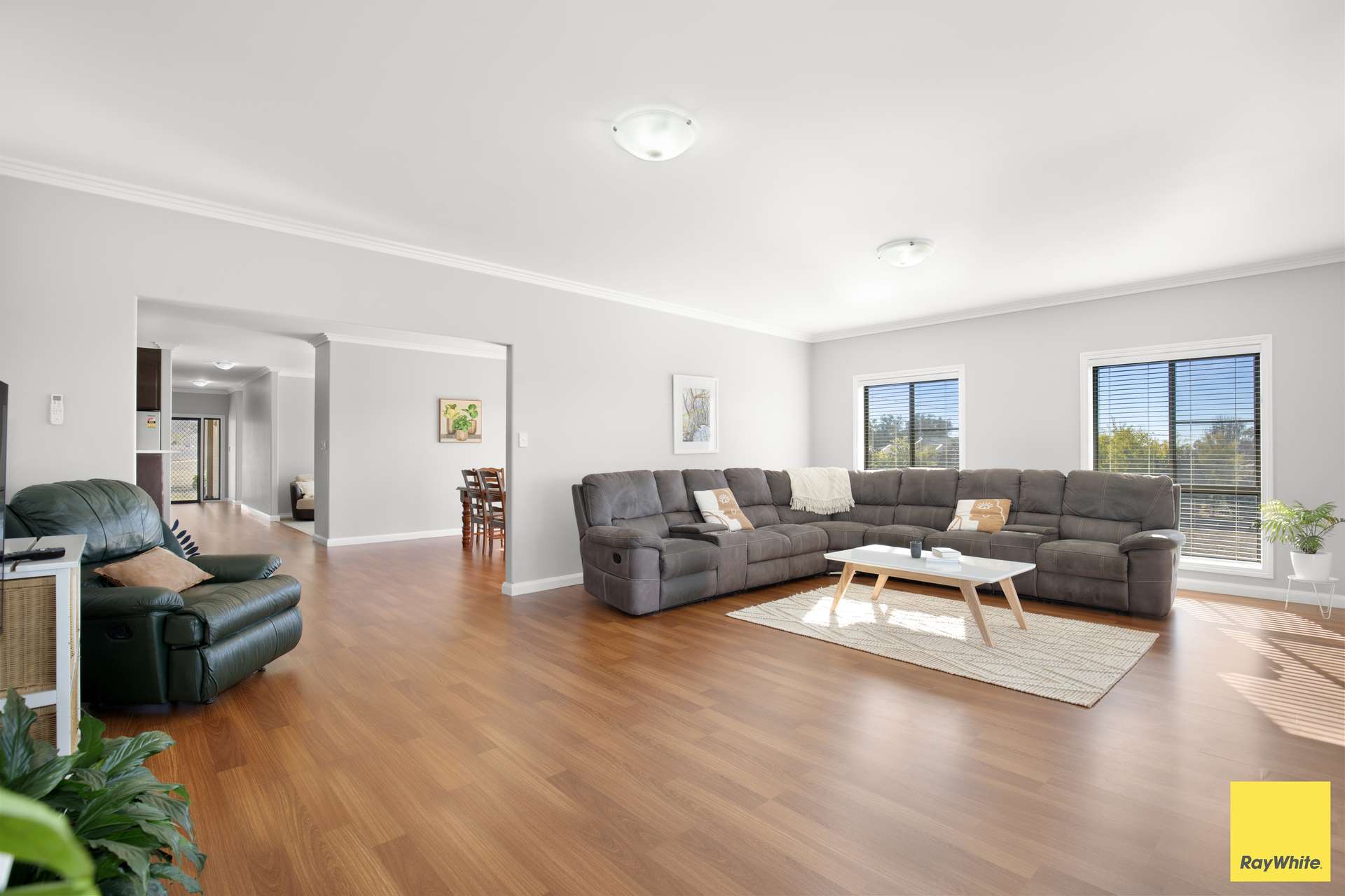 38 Clancys Drive, Inverell For Sale by Farmbuy.com - image 6
