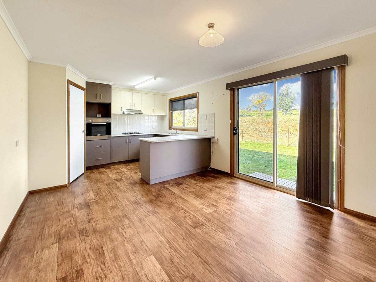 202 Pattersons Lane, Young For Sale by Farmbuy.com - image 12