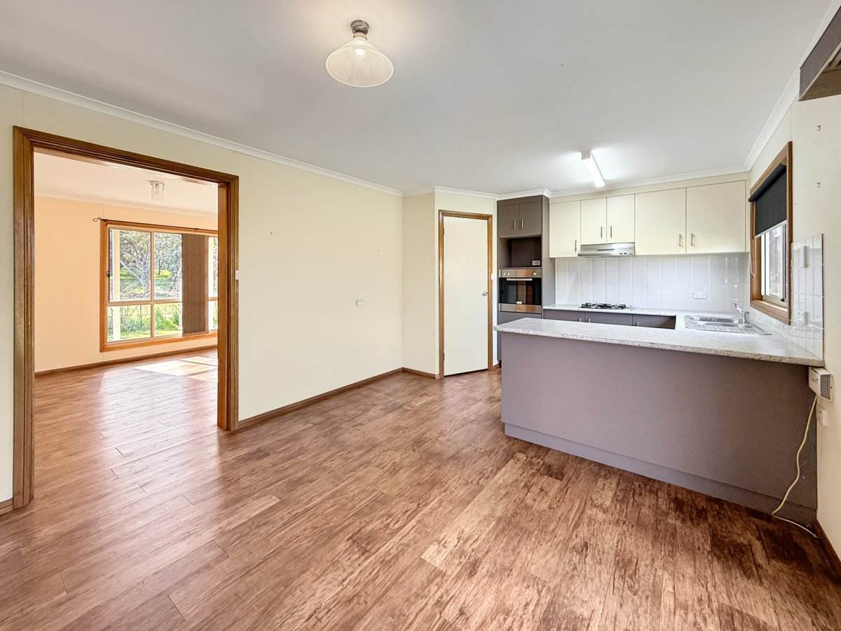 202 Pattersons Lane, Young For Sale by Farmbuy.com - image 11