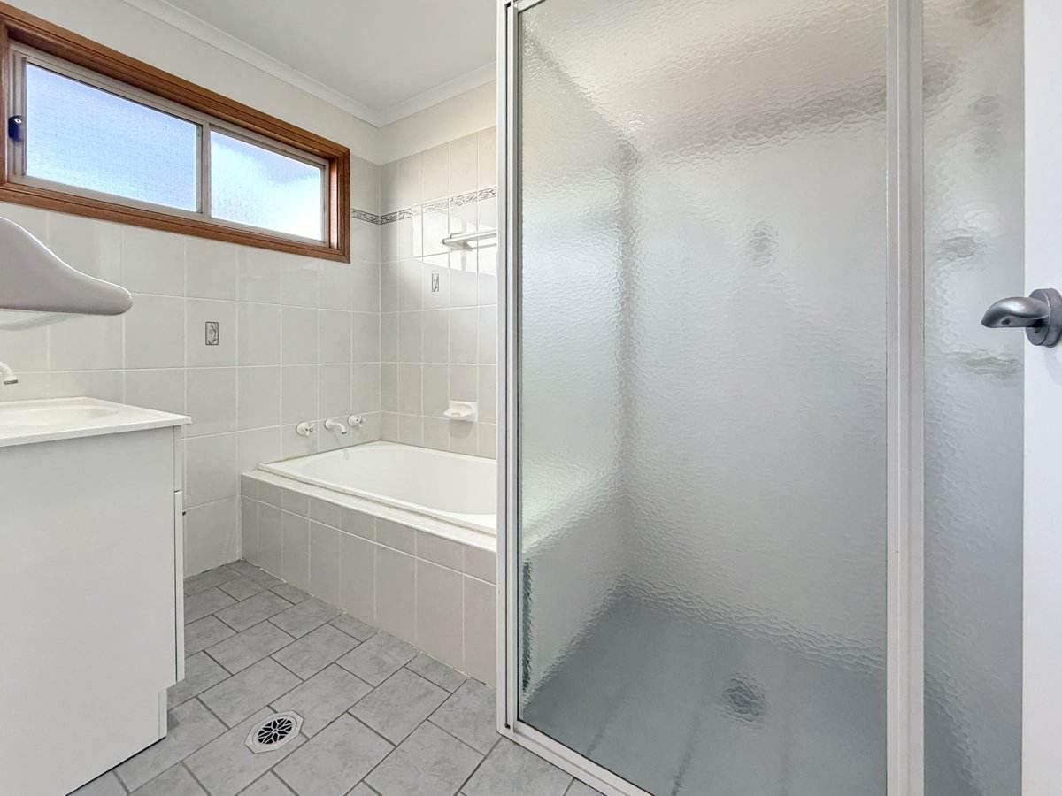 202 Pattersons Lane, Young For Sale by Farmbuy.com - image 17