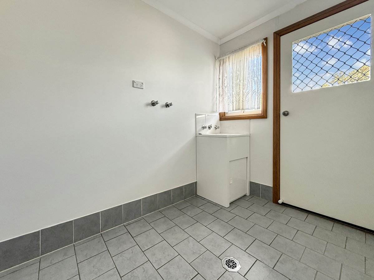 202 Pattersons Lane, Young For Sale by Farmbuy.com - image 18