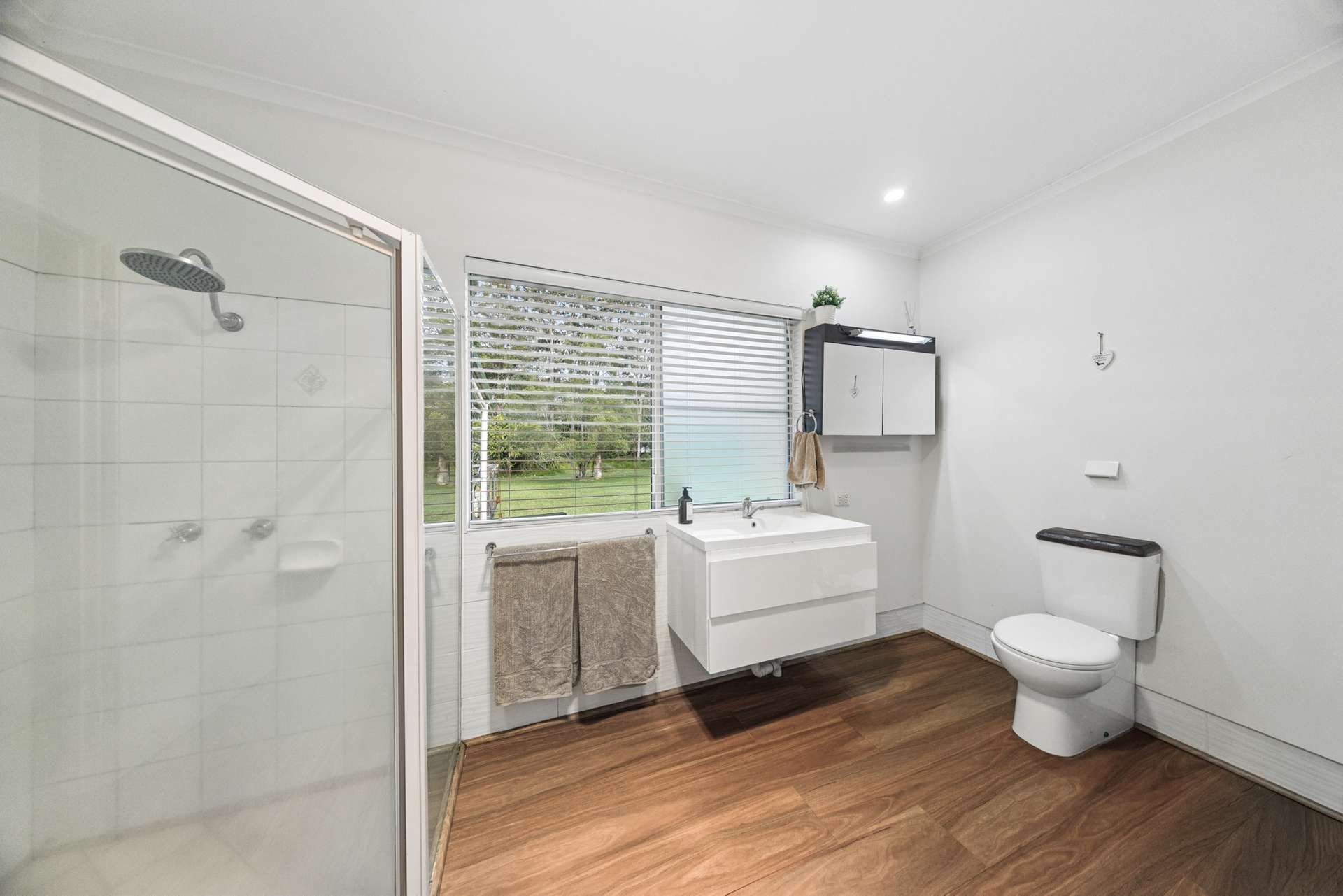 98 Kildeys Road, Cootharaba For Sale by Farmbuy.com - image 16