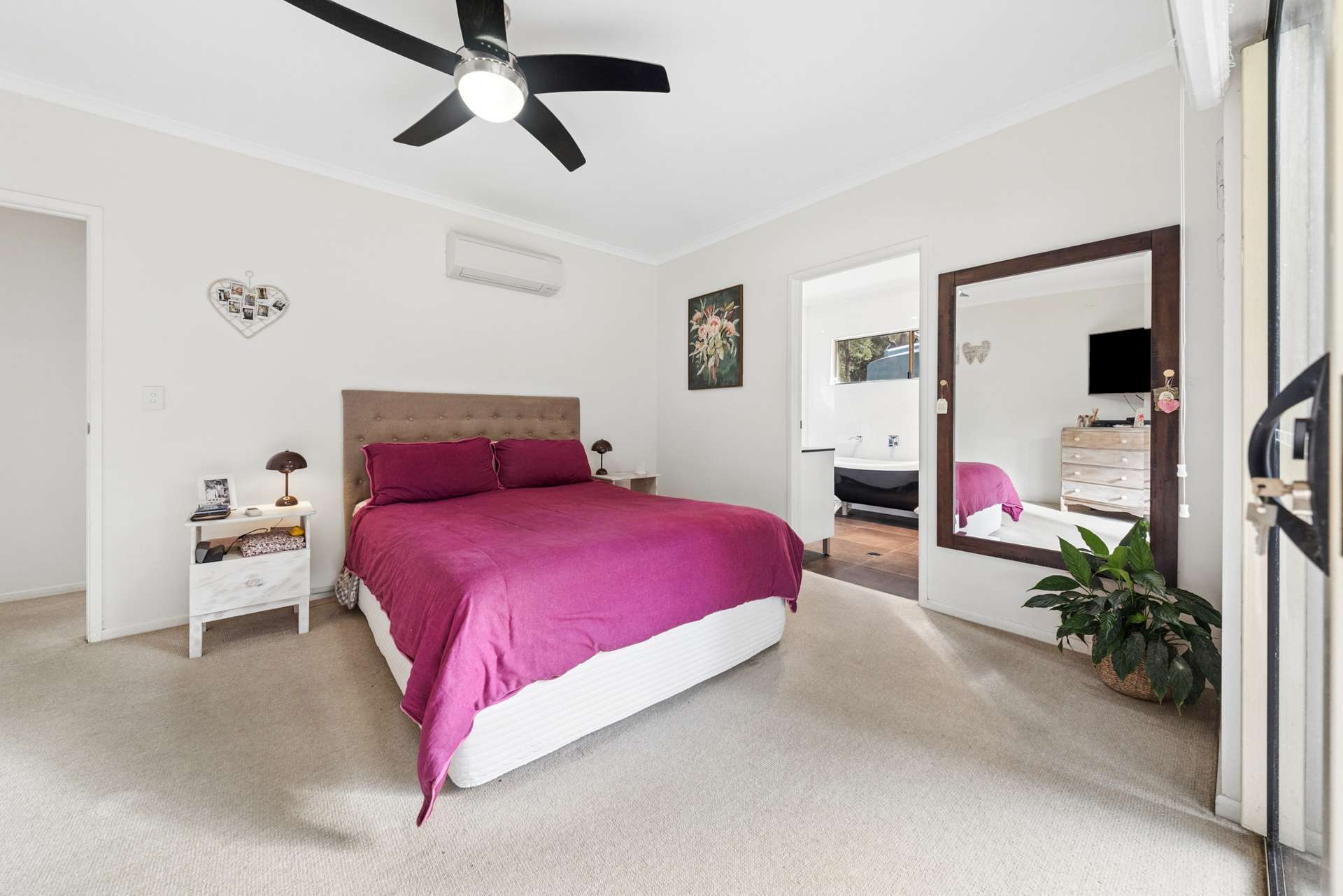 98 Kildeys Road, Cootharaba For Sale by Farmbuy.com - image 11