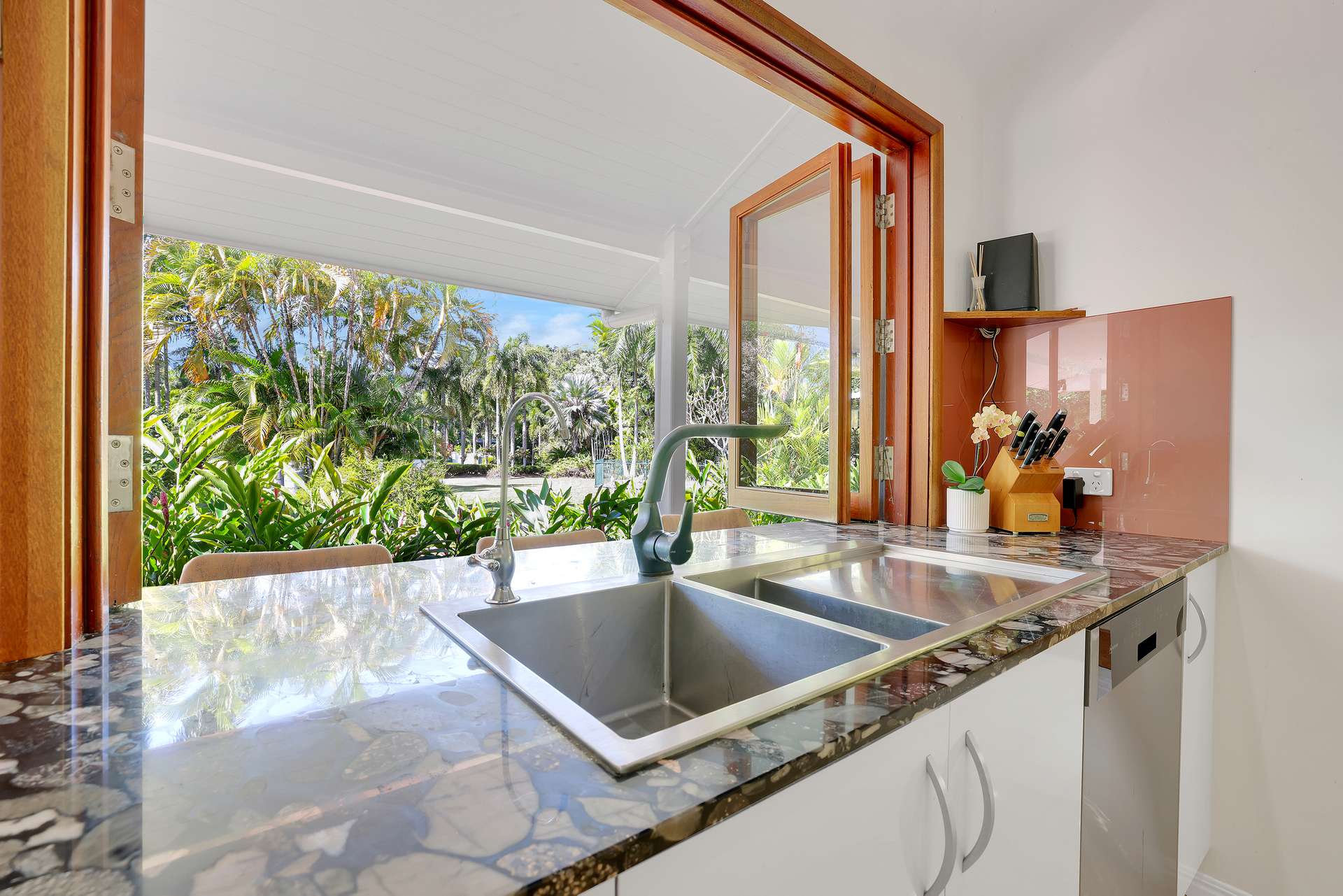 97-99 James Cook Drive, Kewarra Beach For Sale by Farmbuy.com - image 6