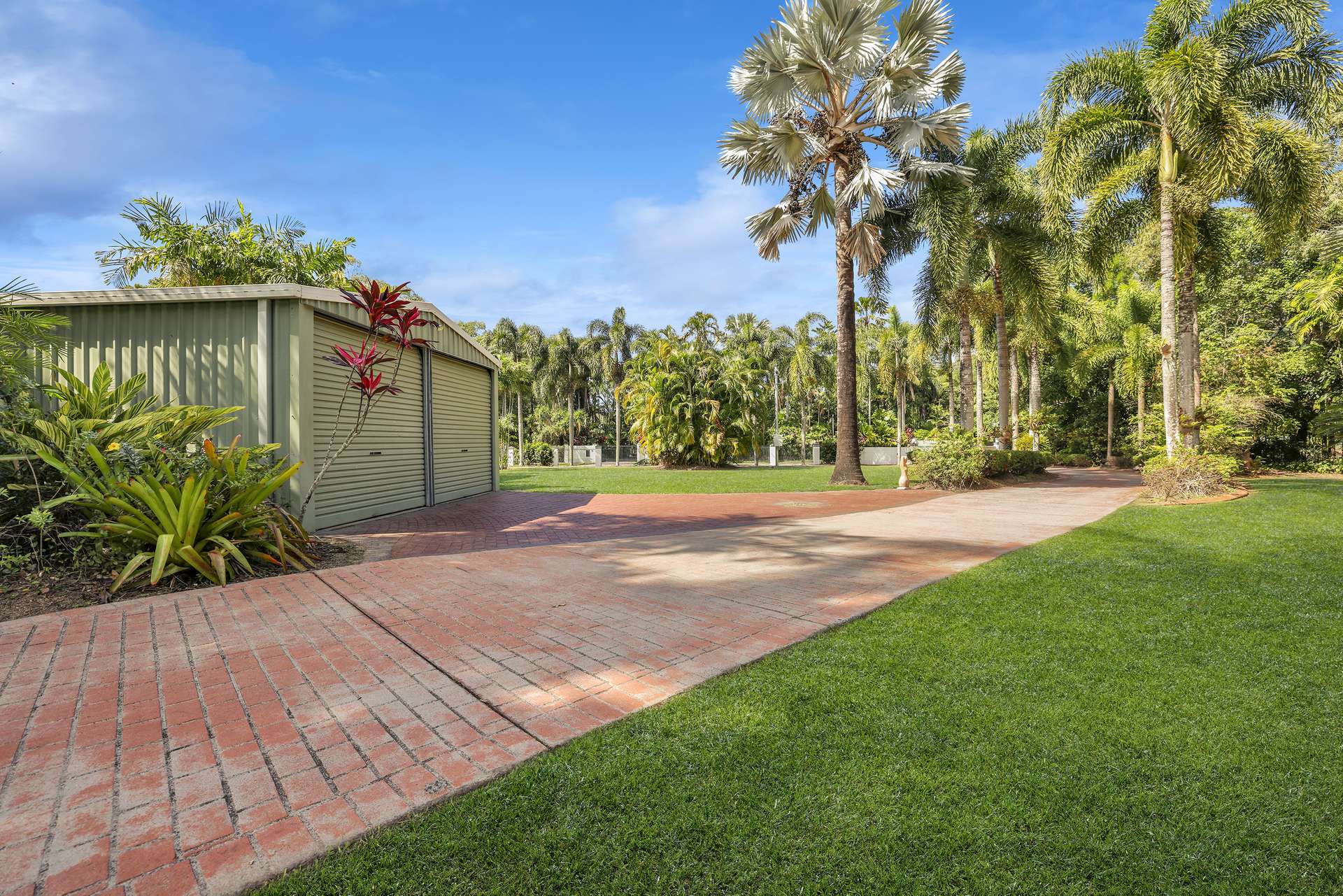 97-99 James Cook Drive, Kewarra Beach For Sale by Farmbuy.com - image 28