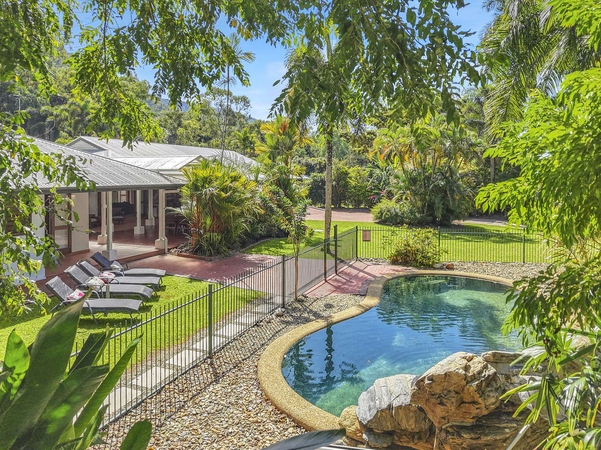 97-99 James Cook Drive, Kewarra Beach For Sale by Farmbuy.com - image 3