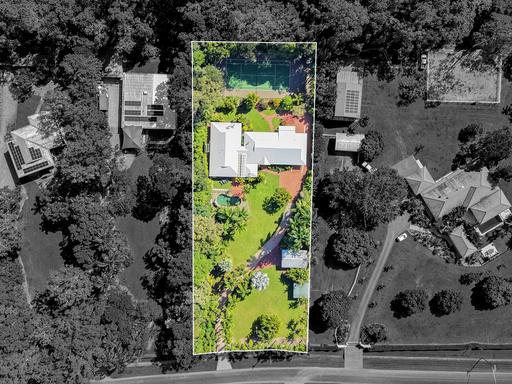 Farm For Sale - QLD - Kewarra Beach - 4879 - Architectural Acreage Estate! 