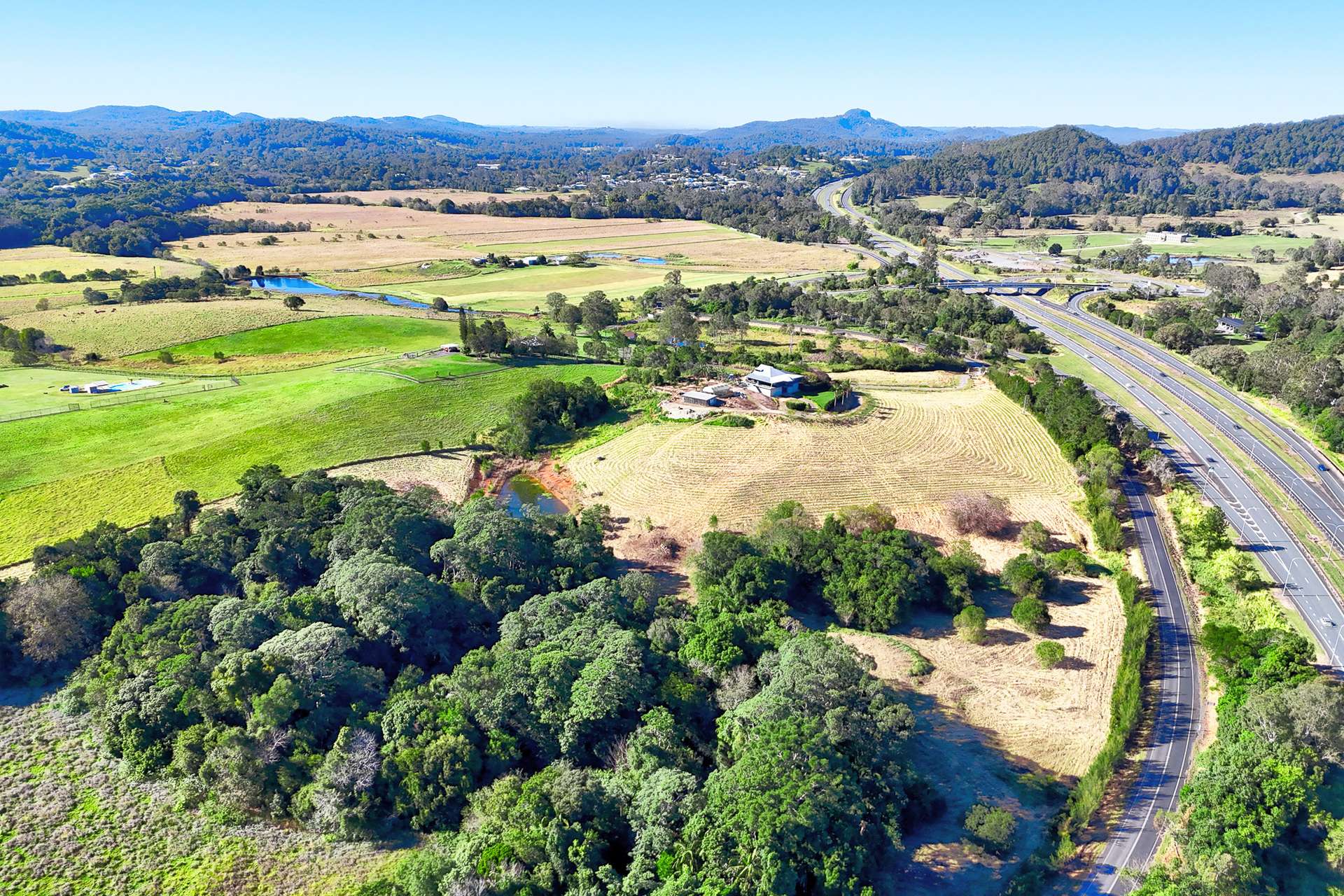 310 Memorial Drive, Eerwah Vale For Sale by Farmbuy.com - image 2