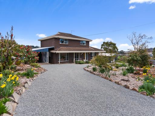 Farm For Sale - TAS - Forth - 7310 - Acreage Living with Town Convenience 