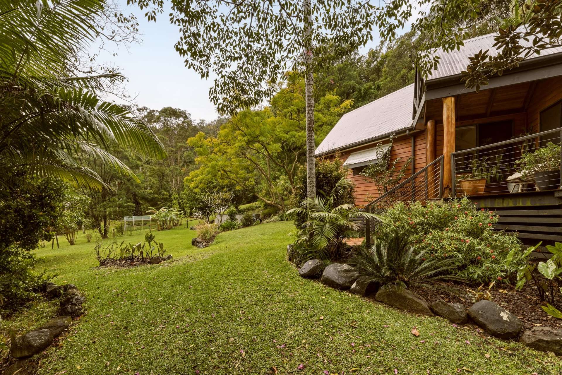 125 Ratcliffe Road, Diamond Valley For Sale by Farmbuy.com - image 23