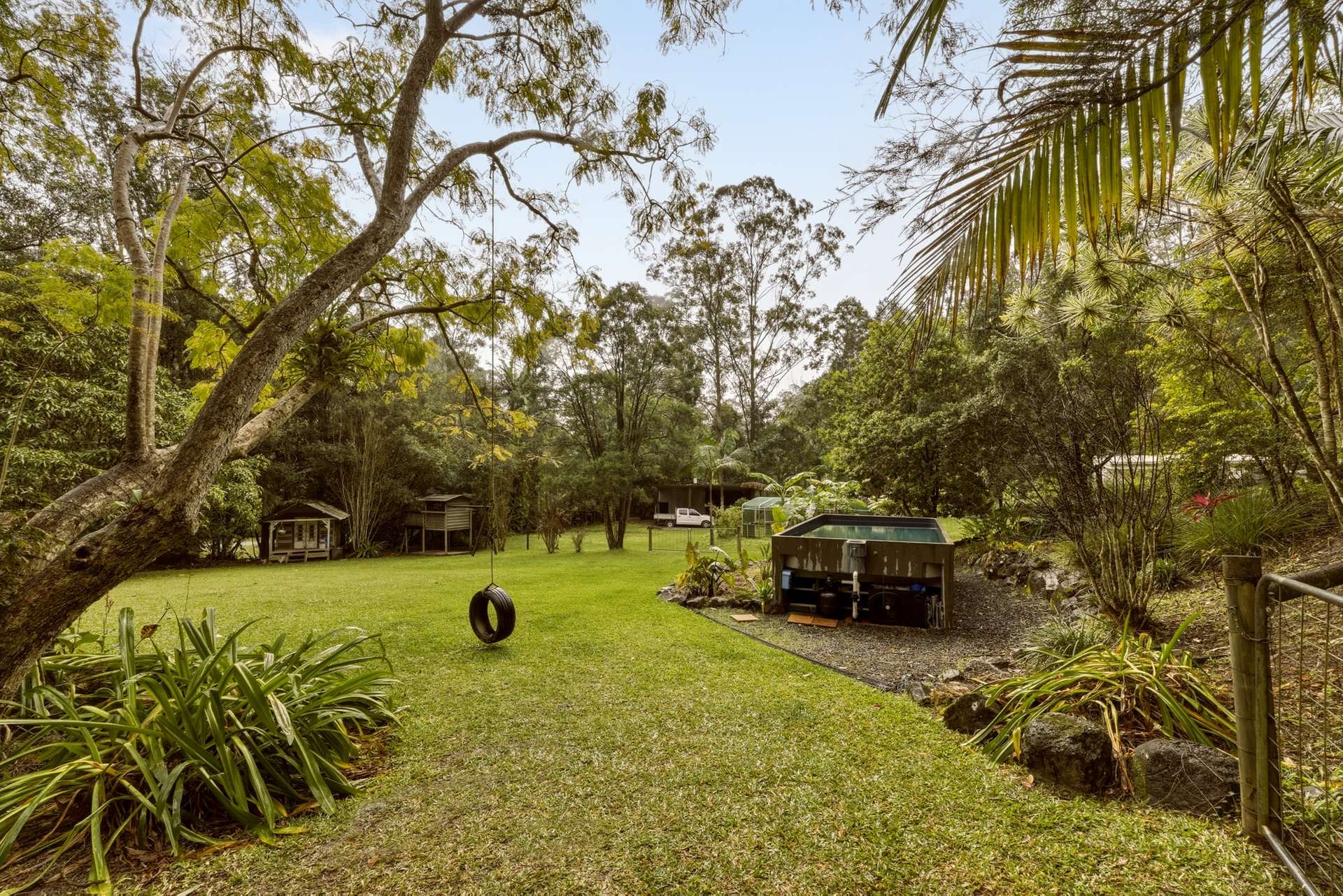 125 Ratcliffe Road, Diamond Valley For Sale by Farmbuy.com - image 4