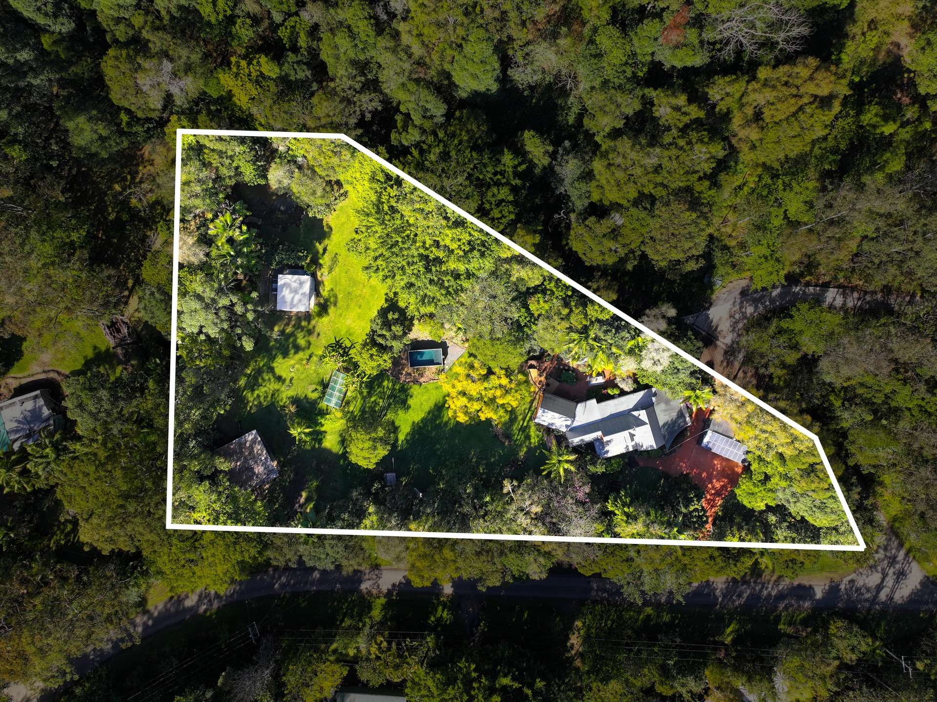 125 Ratcliffe Road, Diamond Valley For Sale by Farmbuy.com - image 1