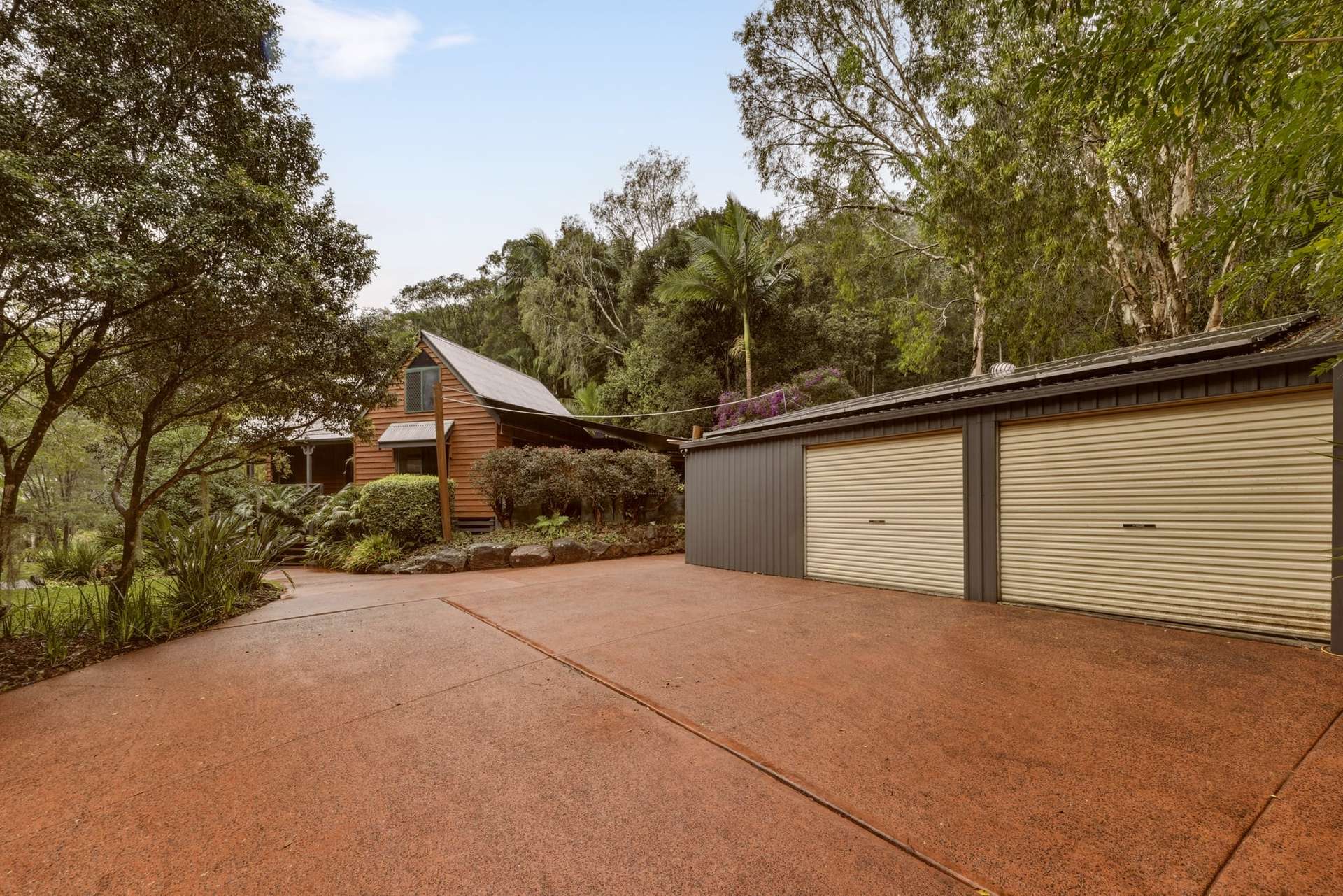 125 Ratcliffe Road, Diamond Valley For Sale by Farmbuy.com - image 3