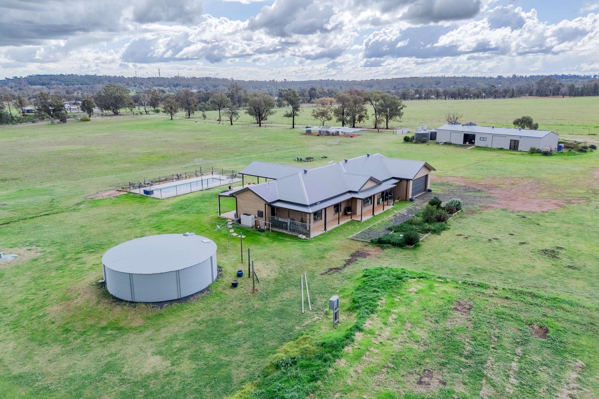44R Whitewood Road, Dubbo For Sale by Farmbuy.com - image 1